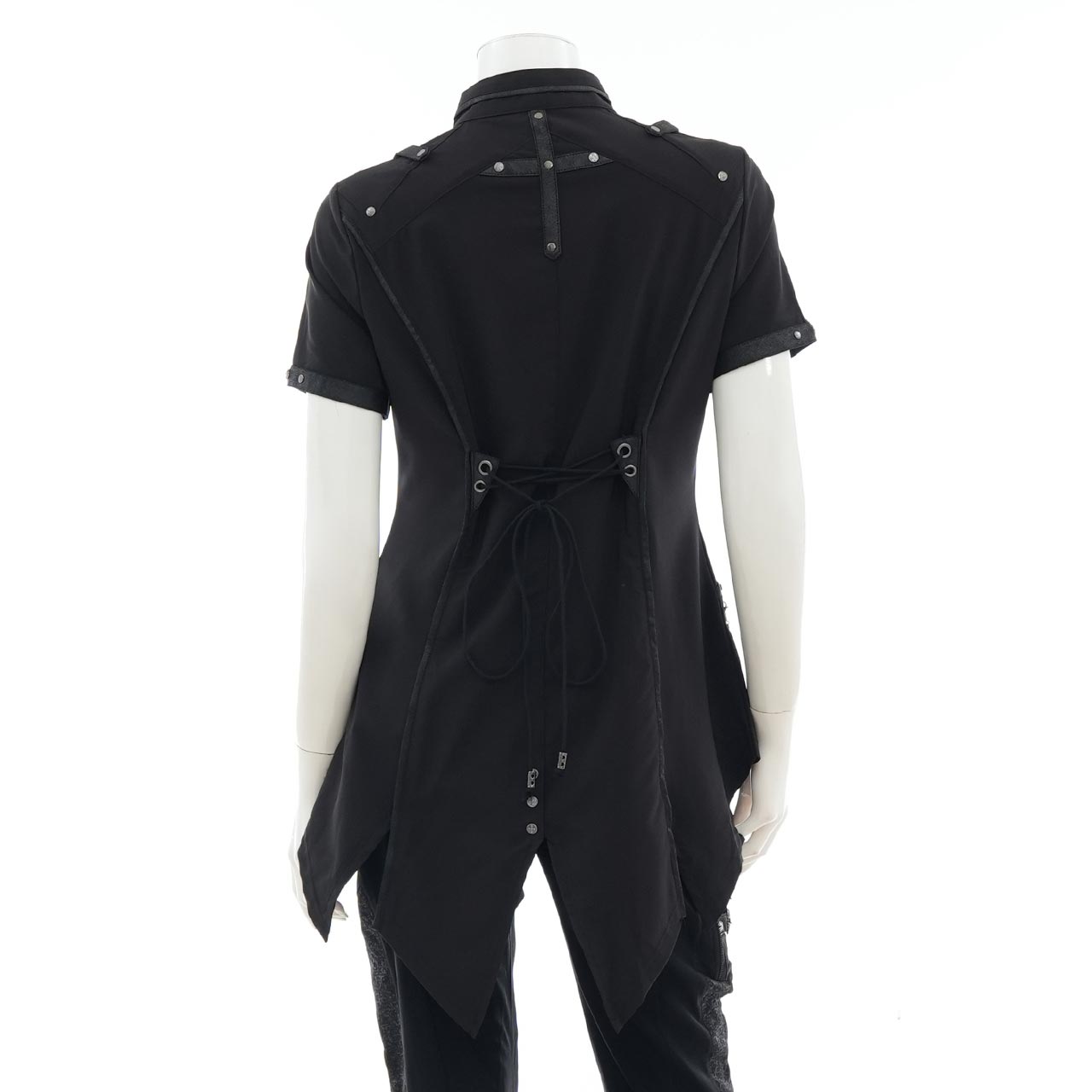 Remnants of Silent Depth Short-Sleeve Blouse