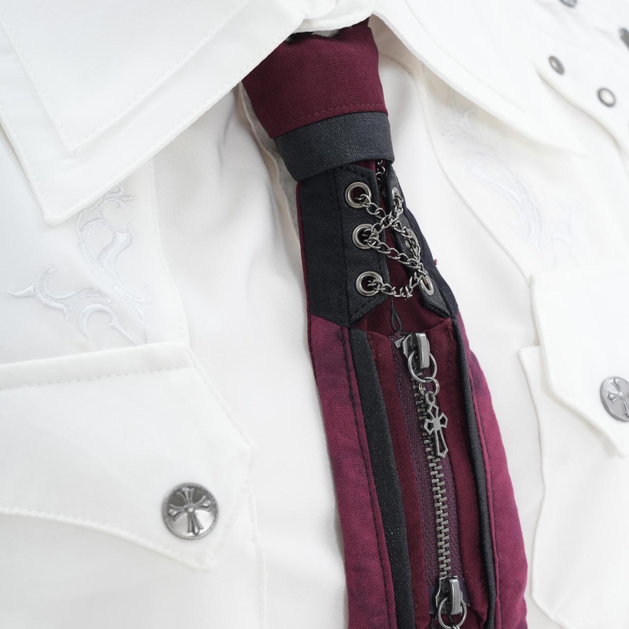 Thorned Abyss Tie
