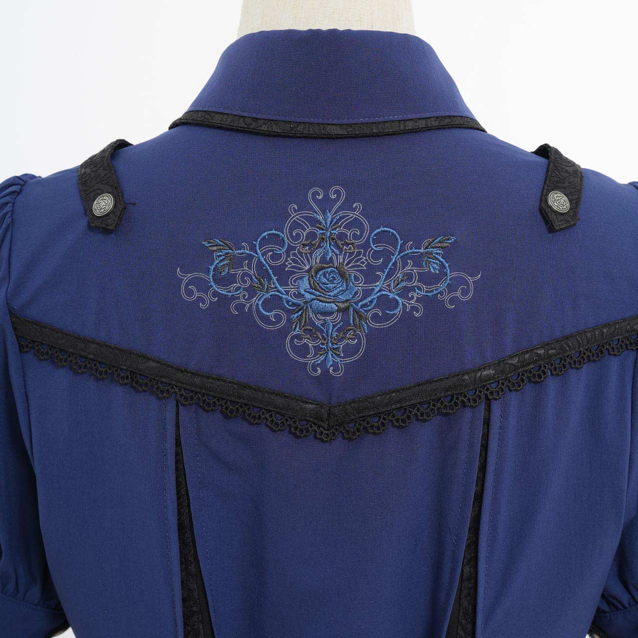 Whimsical Rosy Cats blouse with jabot 【L】 – Ozz On Japan