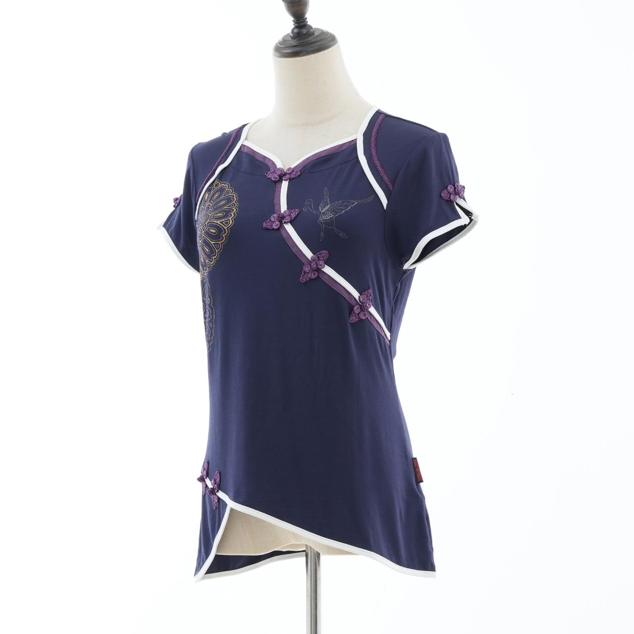 流転ノ月 The Shifting Moon Cut and Sew
