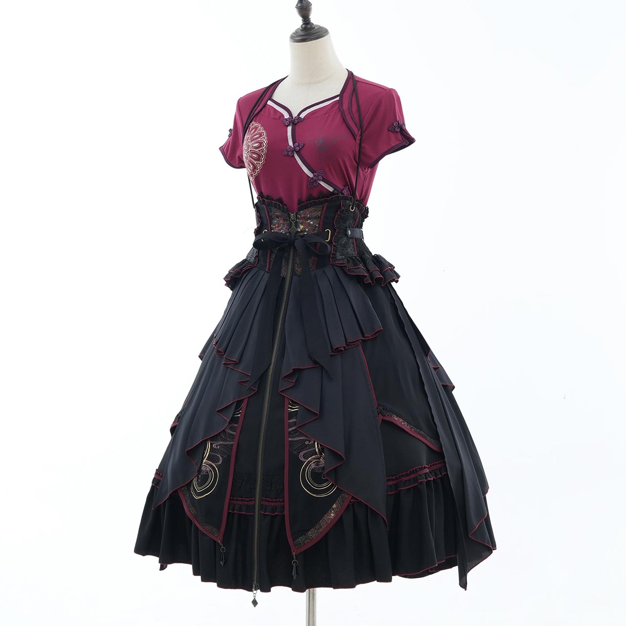 流転ノ月 The Shifting Moon Cut and Sew