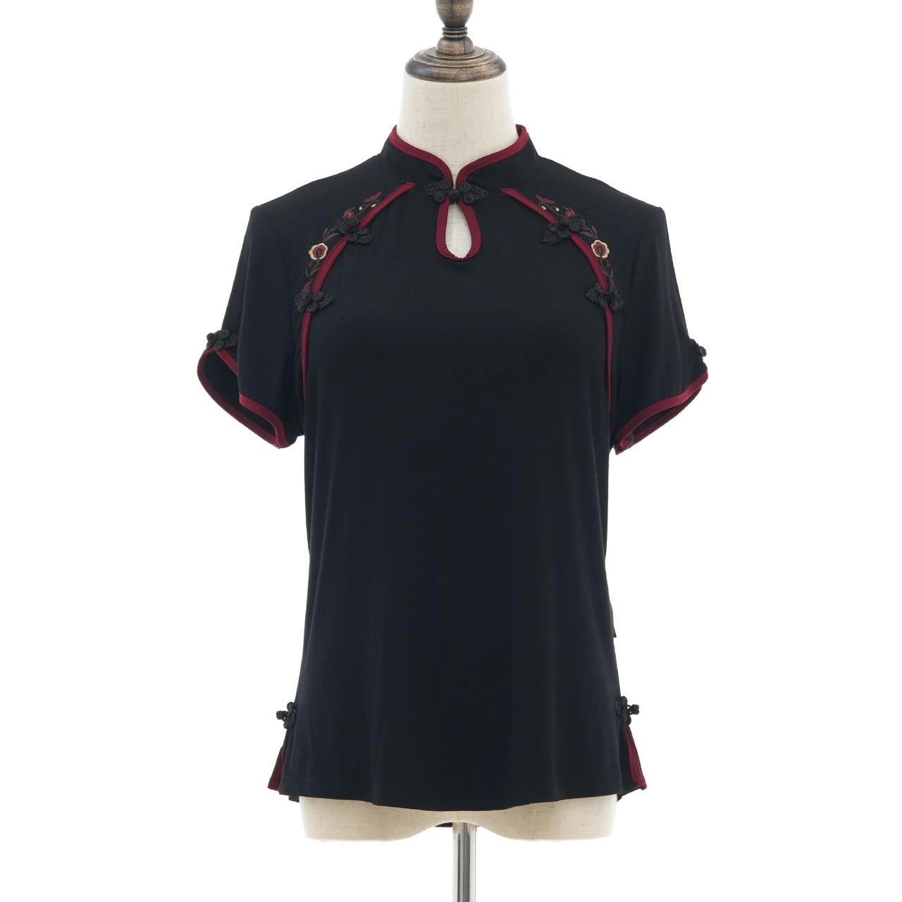 月影ノ華 Moonlight Blossom Cut-and-Sew Top