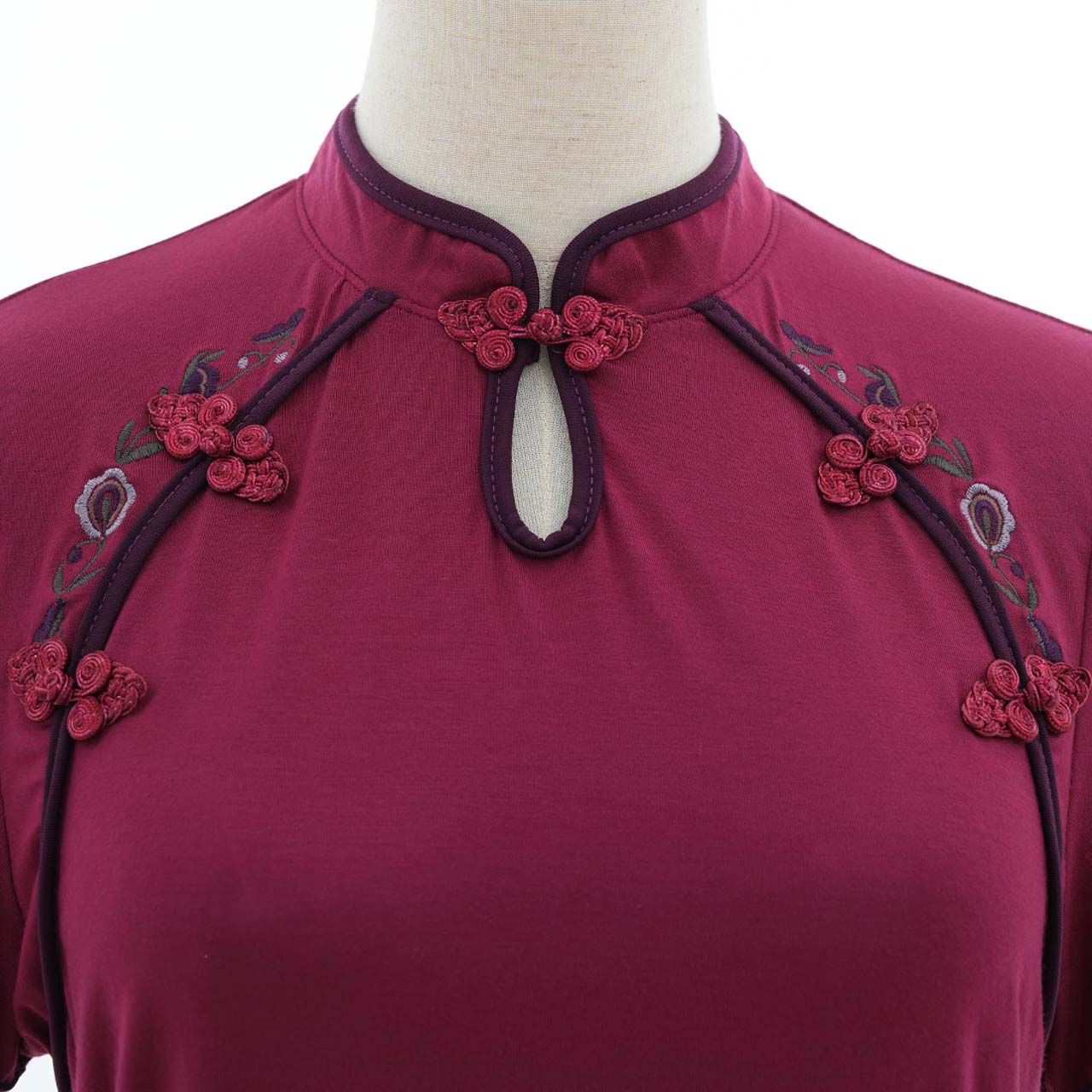 月影ノ華 Moonlight Blossom Cut-and-Sew Top