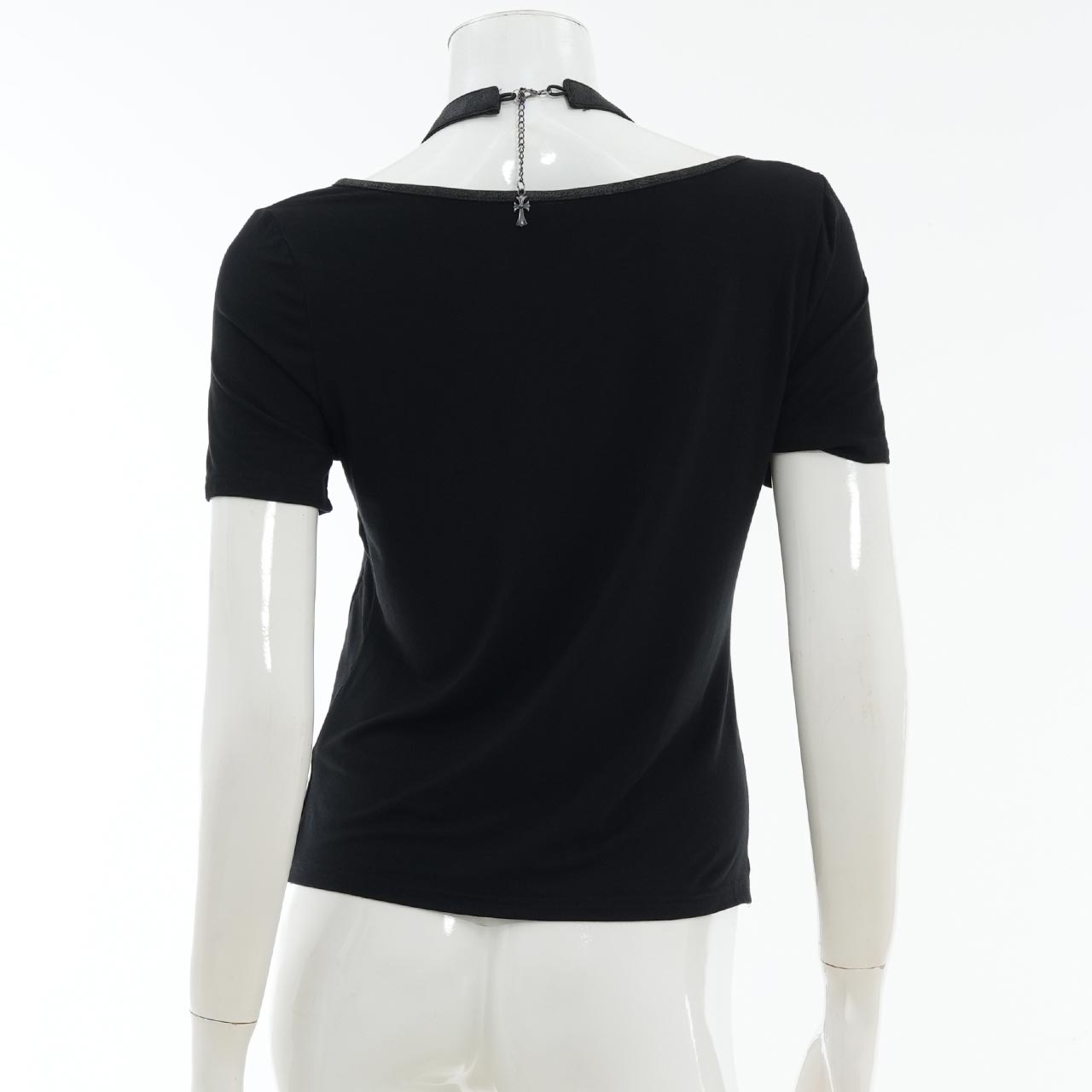 Remnants of Silent Depth Shirred Cut-and-Sew Top