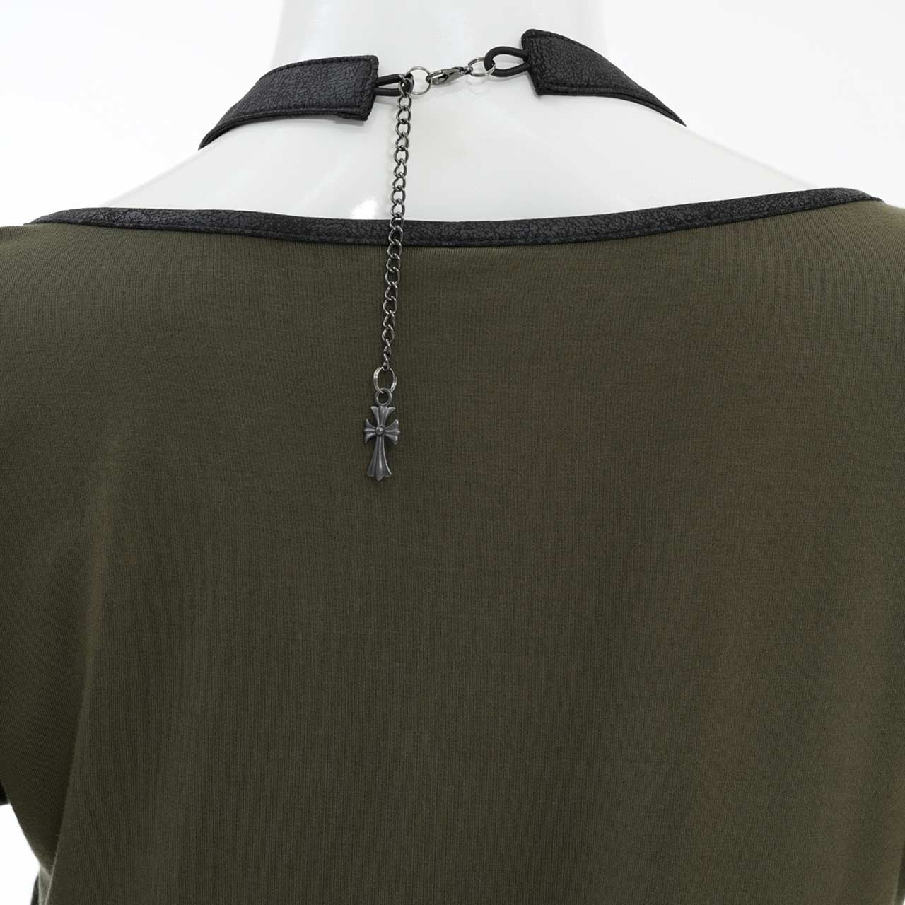 Remnants of Silent Depth Shirred Cut-and-Sew Top