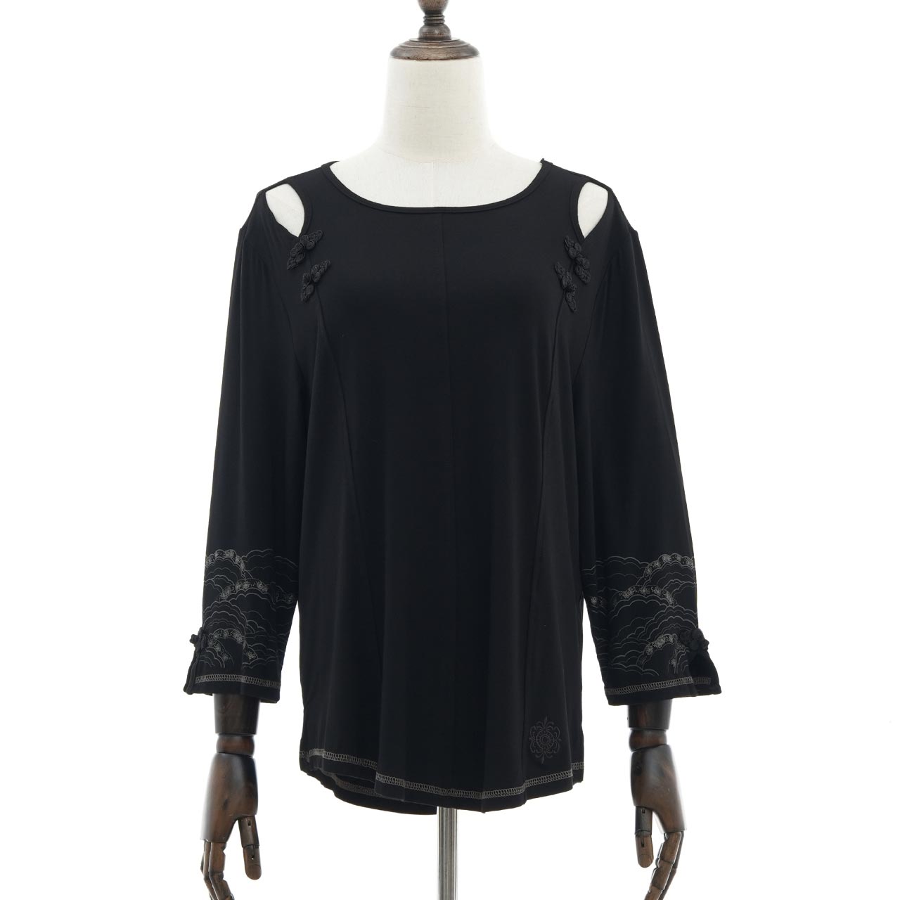 琉球浪漫物語 Ryukyu Romantic Story – Open-Shoulder Cut-and-Sew Top 【L】
