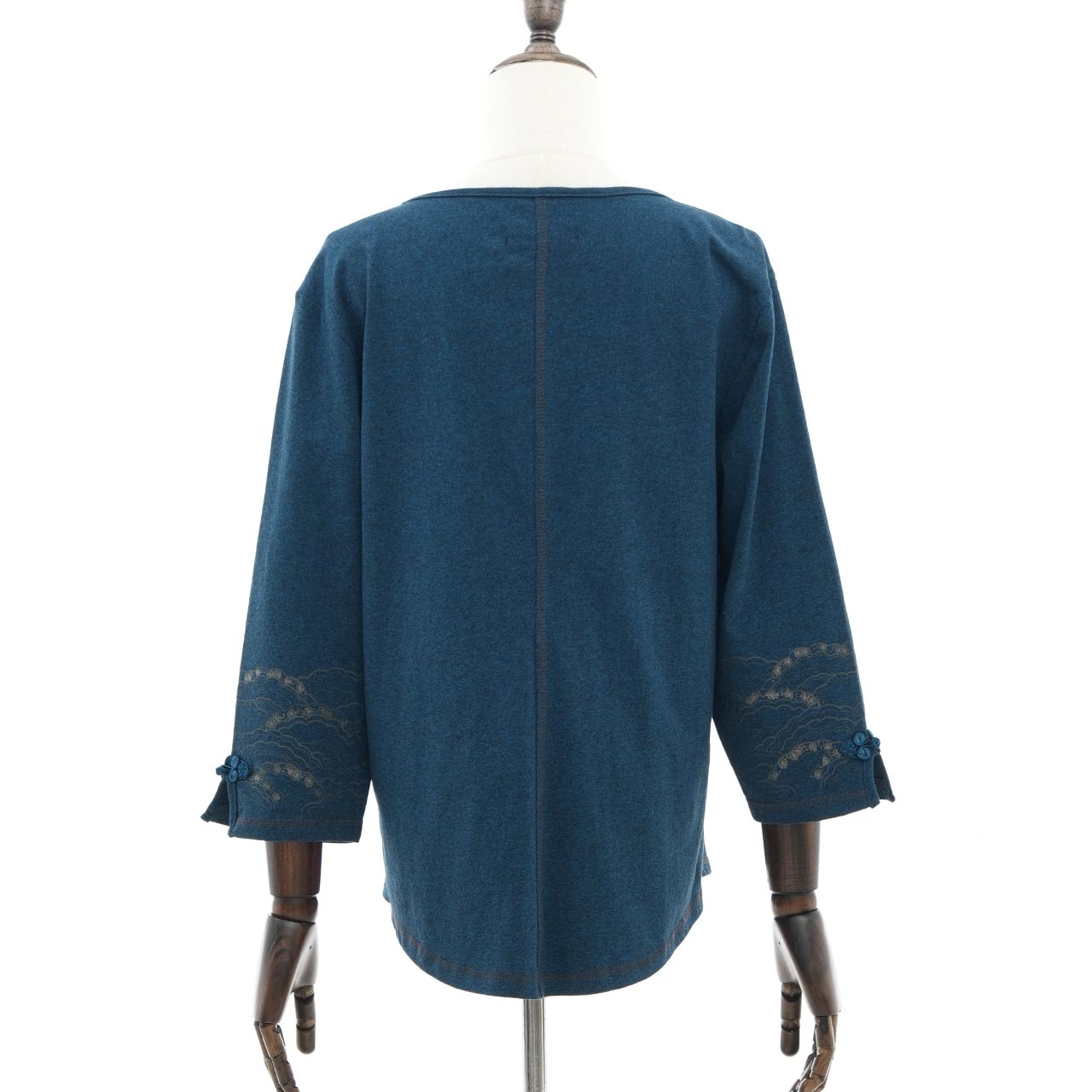 琉球浪漫物語 Ryukyu Romantic Story – Open-Shoulder Cut-and-Sew Top 【L】