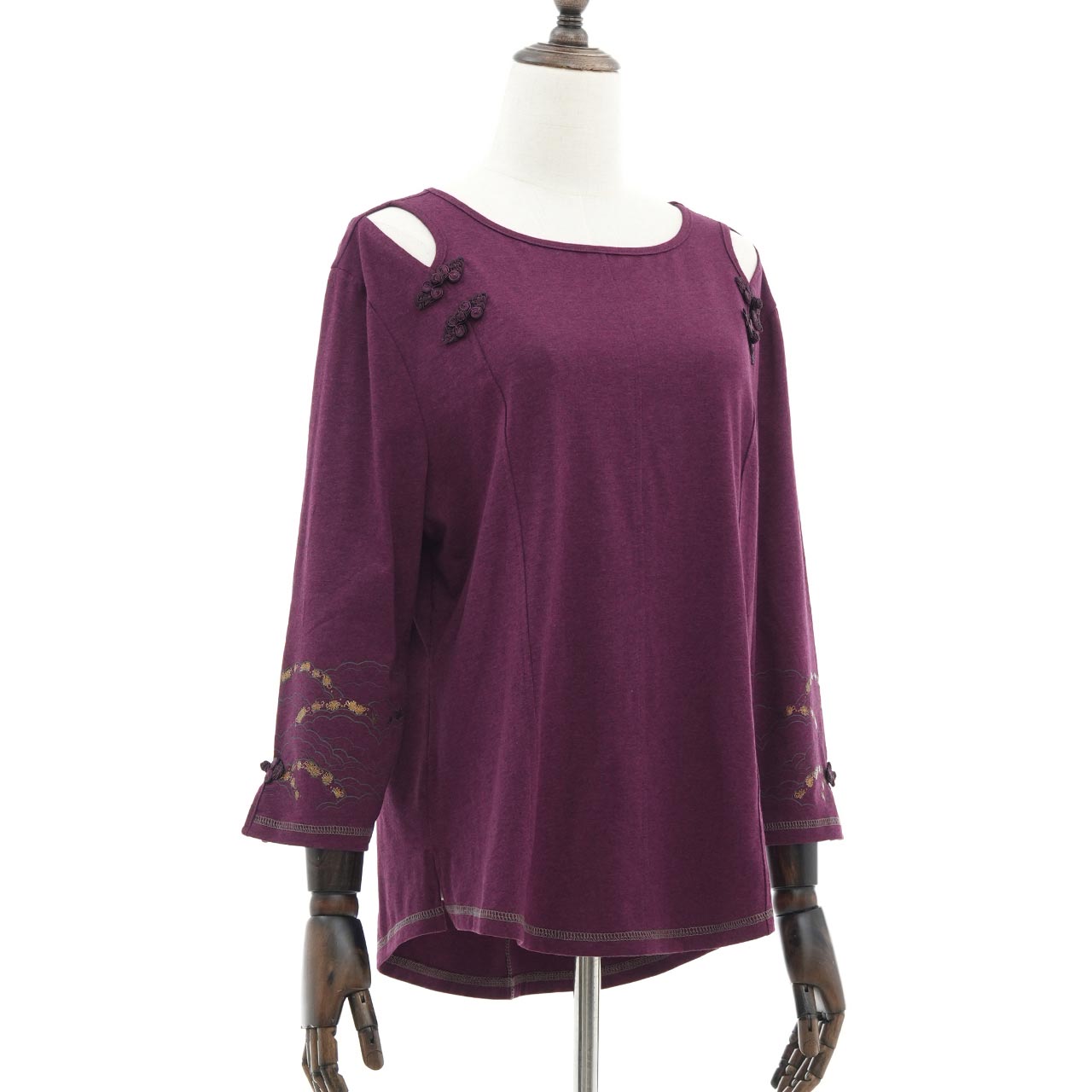 琉球浪漫物語 Ryukyu Romantic Story – Open-Shoulder Cut-and-Sew Top 【L】