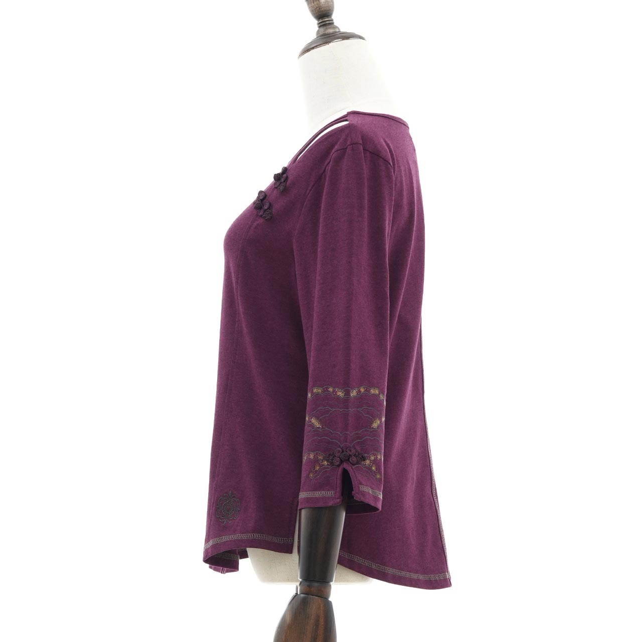 琉球浪漫物語 Ryukyu Romantic Story – Open-Shoulder Cut-and-Sew Top 【M】