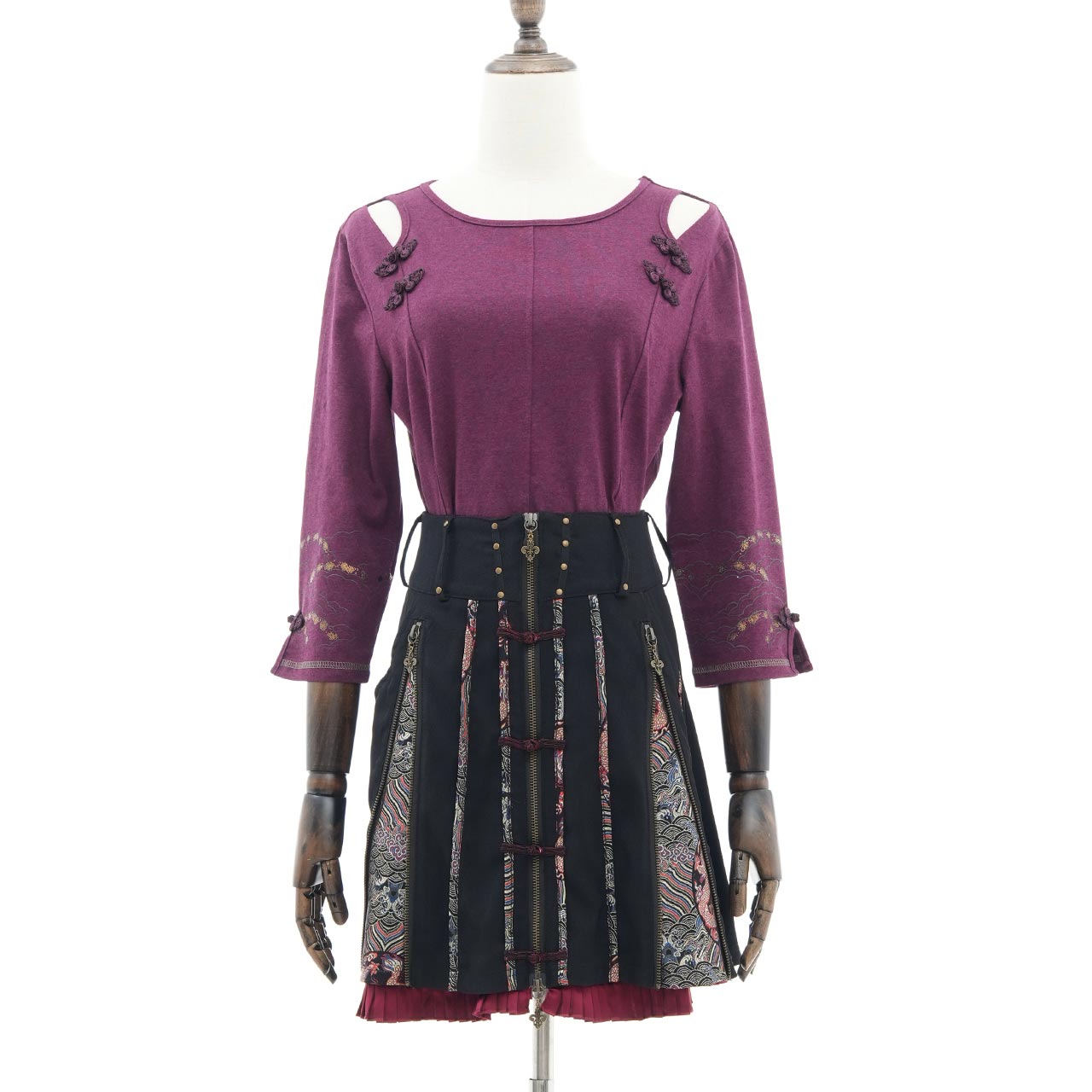 琉球浪漫物語 Ryukyu Romantic Story – Open-Shoulder Cut-and-Sew Top 【M】