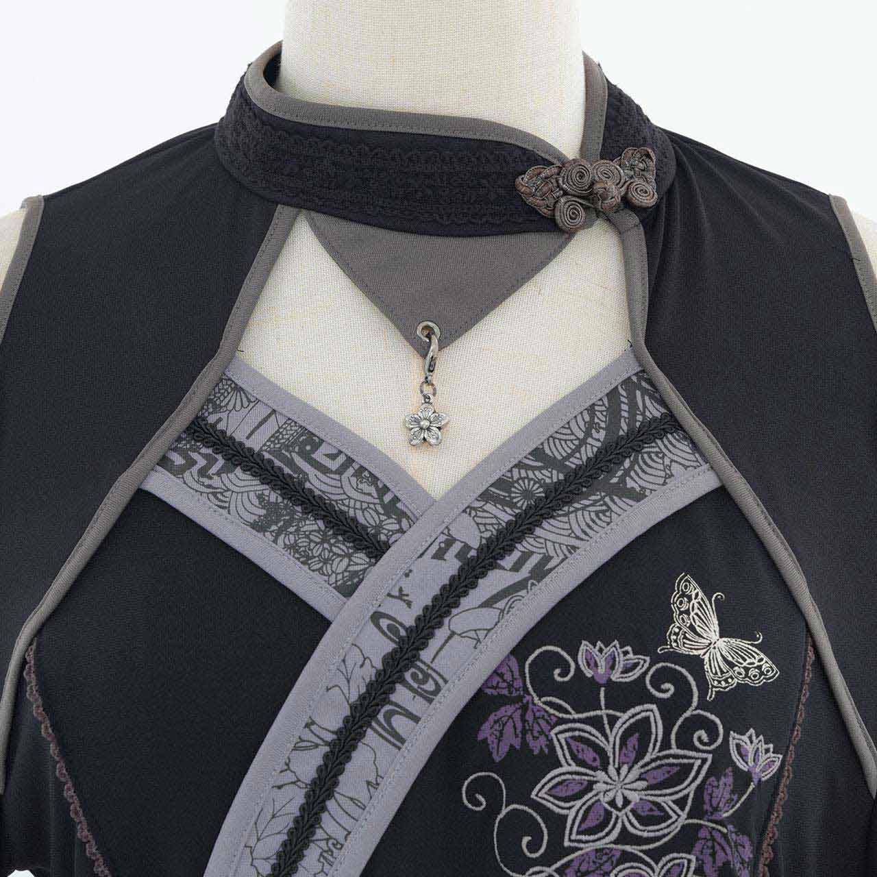 『鶴翼報恩録 ～ Requital of the Crane～』Cut-and-sew top【M】