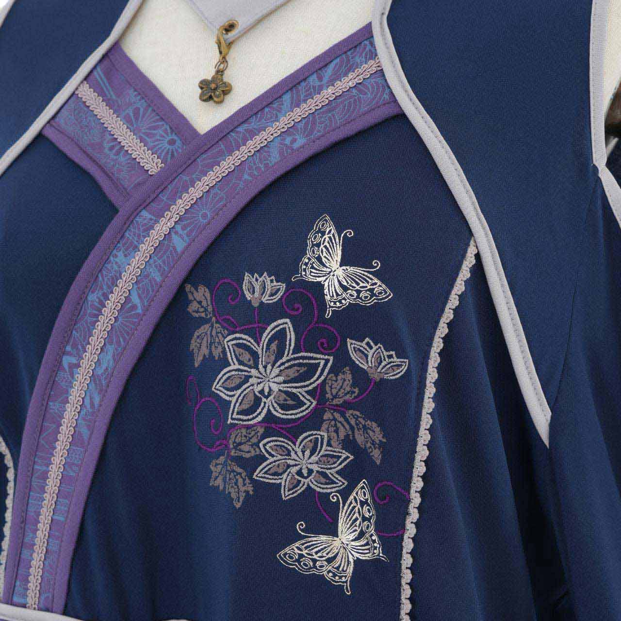 『鶴翼報恩録 ～ Requital of the Crane～』Cut-and-sew top【L】
