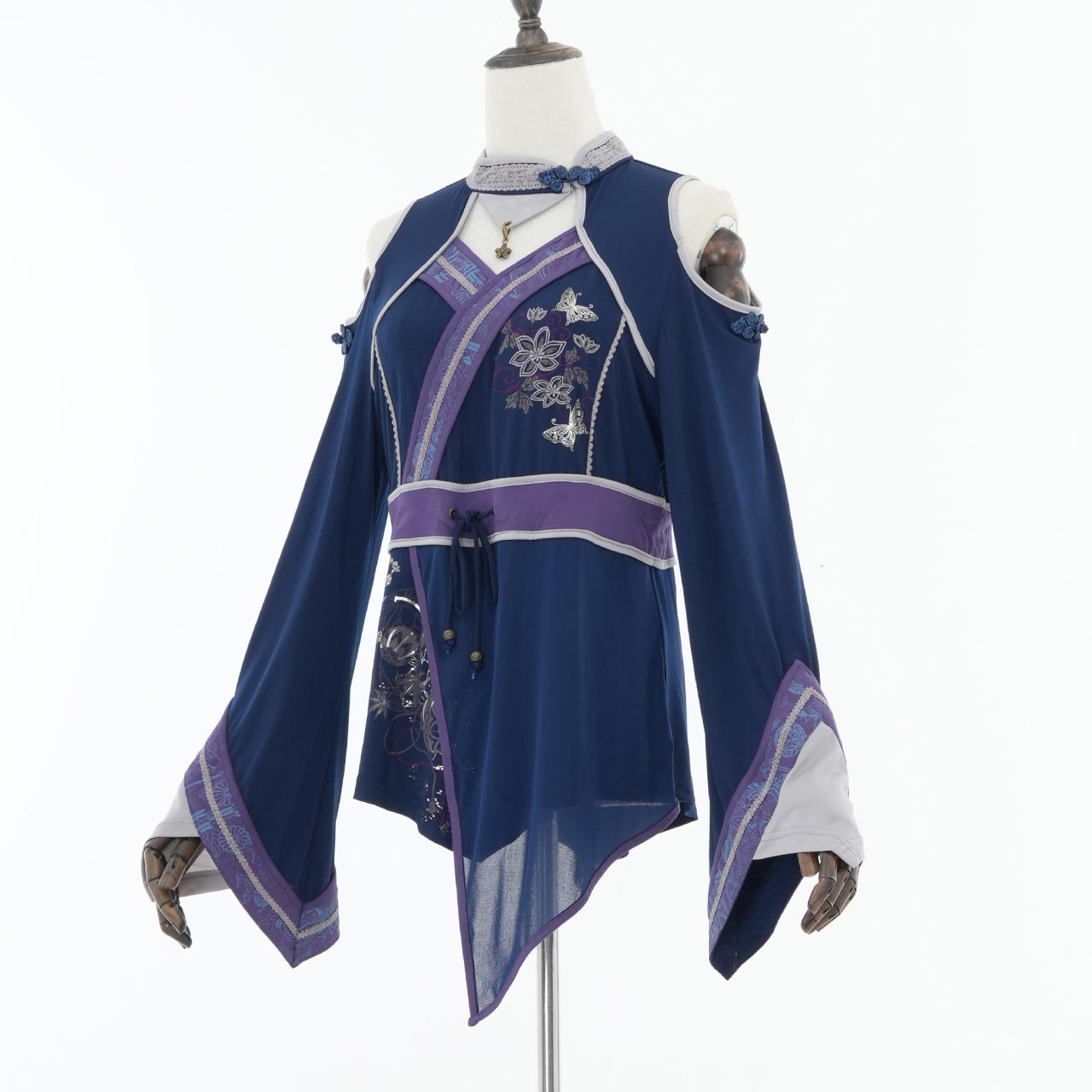 『鶴翼報恩録 ～ Requital of the Crane～』Cut-and-sew top【M】