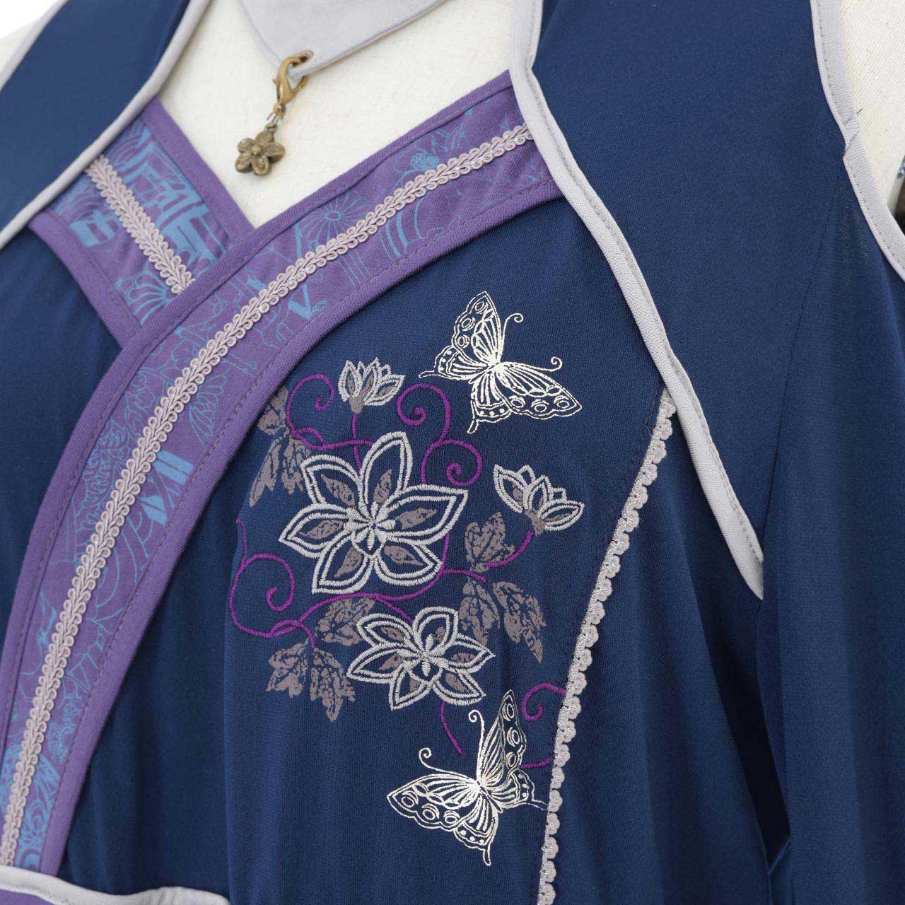 『鶴翼報恩録 ～ Requital of the Crane～』Cut-and-sew top【M】