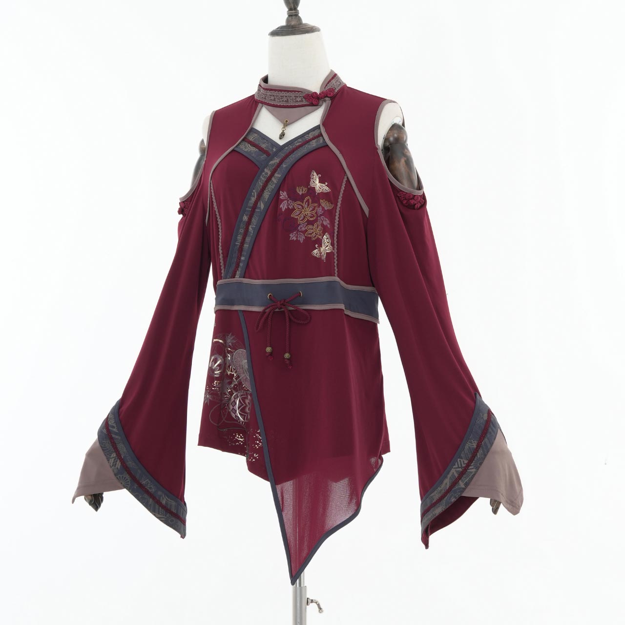 『鶴翼報恩録 ～ Requital of the Crane～』Cut-and-sew top【L】