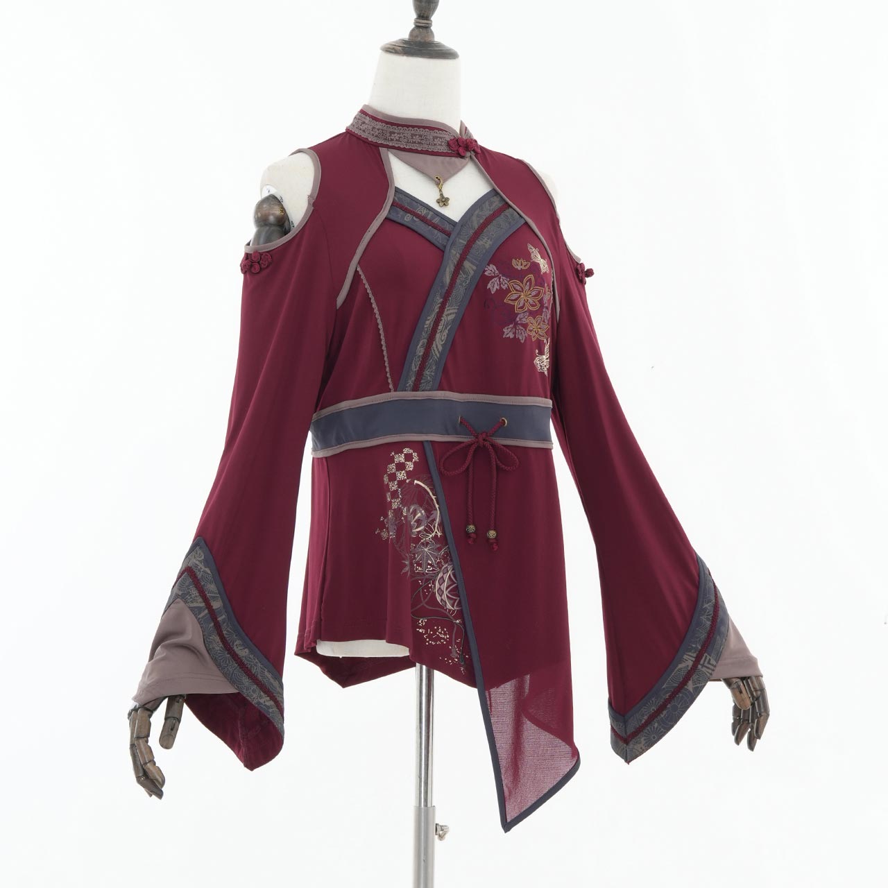 『鶴翼報恩録 ～ Requital of the Crane～』Cut-and-sew top【M】