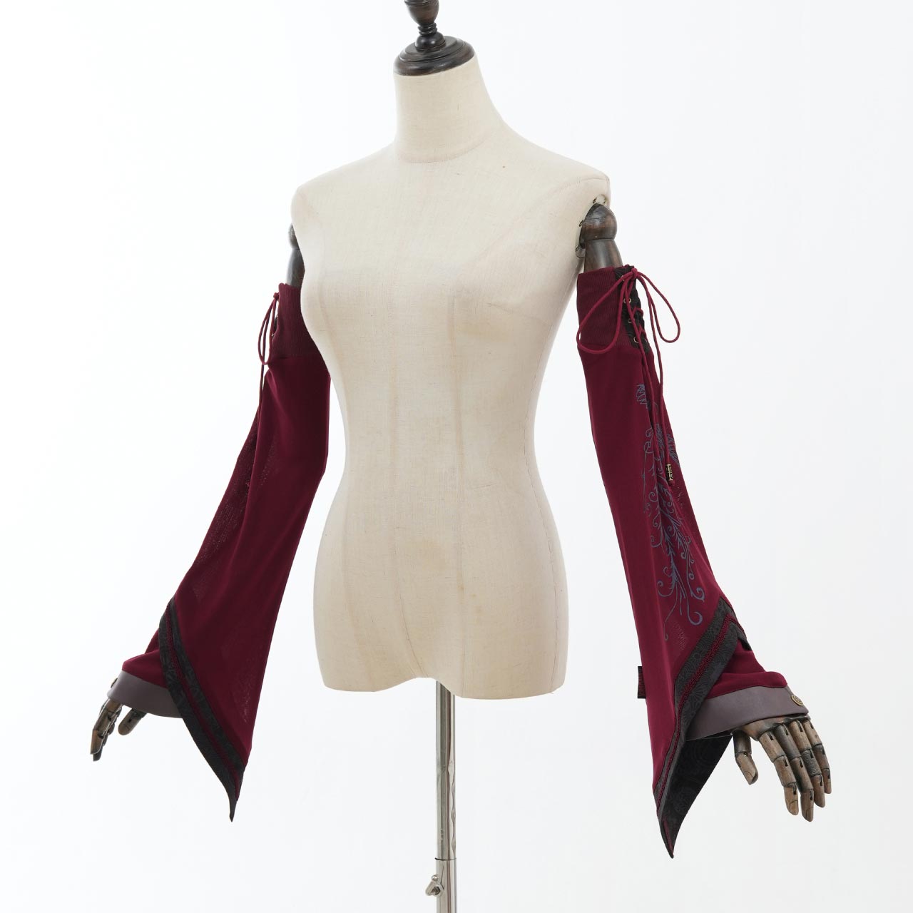 『鶴翼報恩録 ～ Requital of the Crane～』Arm Covers