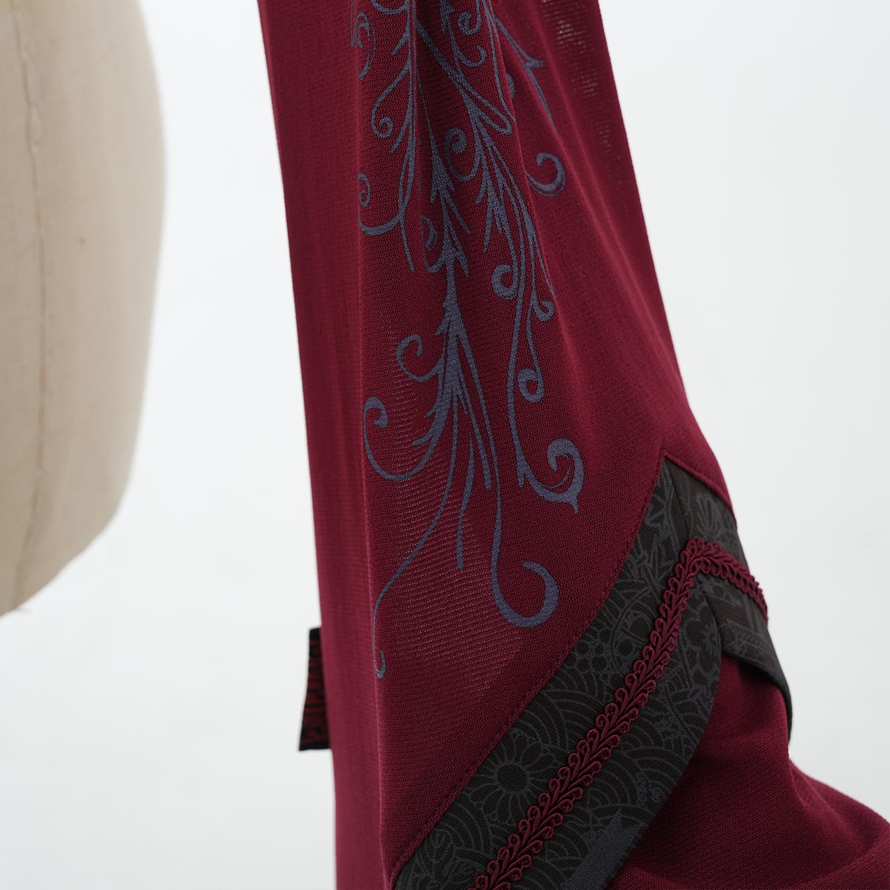 『鶴翼報恩録 ～ Requital of the Crane～』Arm Covers