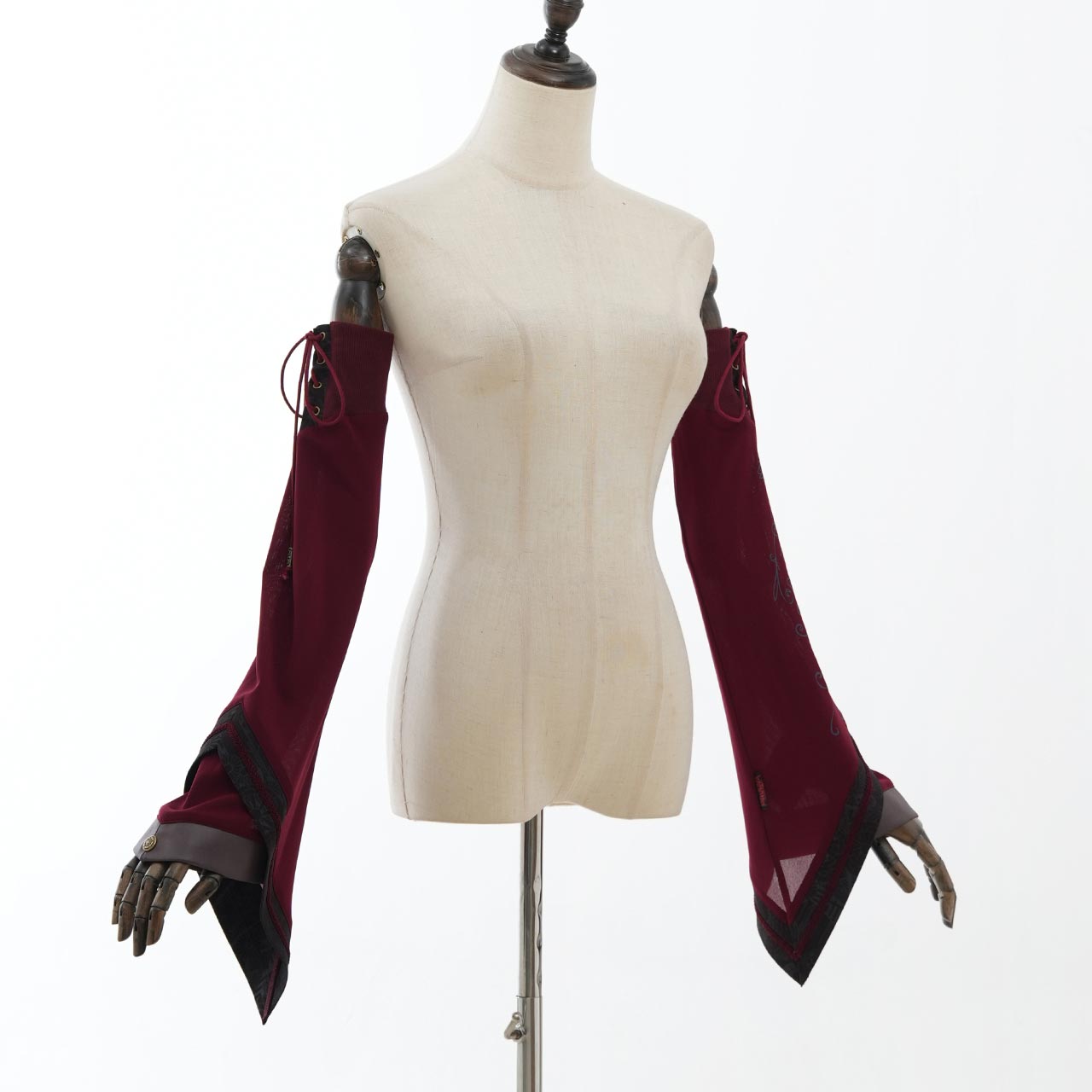 『鶴翼報恩録 ～ Requital of the Crane～』Arm Covers