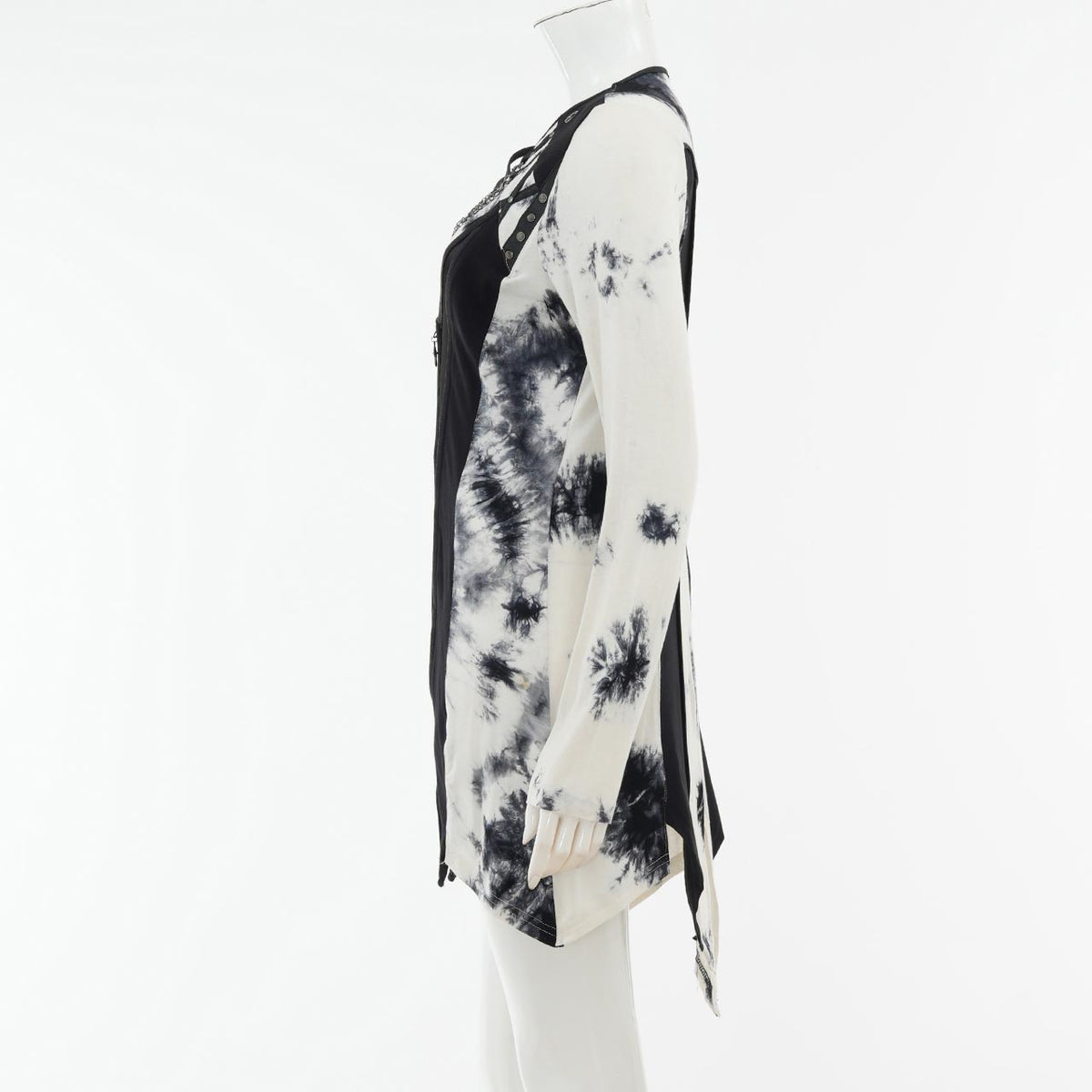 Ashes of the Elysium Layered Cut-and-Sew