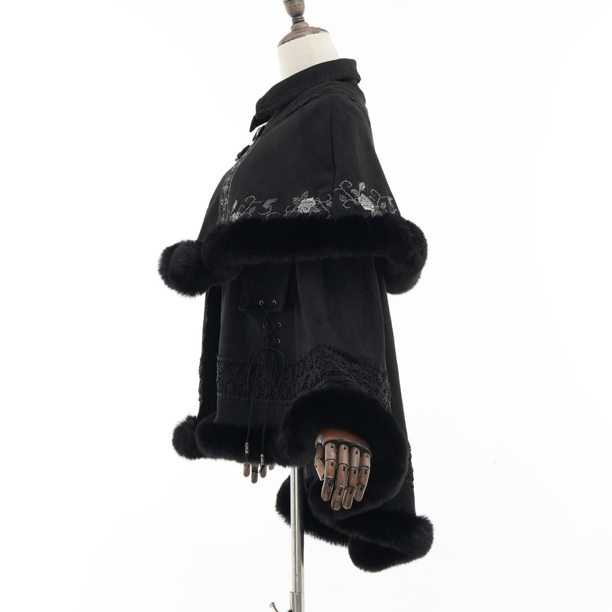 Villainess Elegance 2-Way Cape