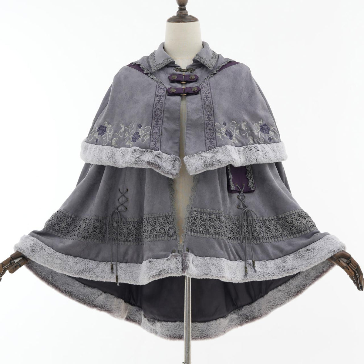 Villainess Elegance 2-Way Cape