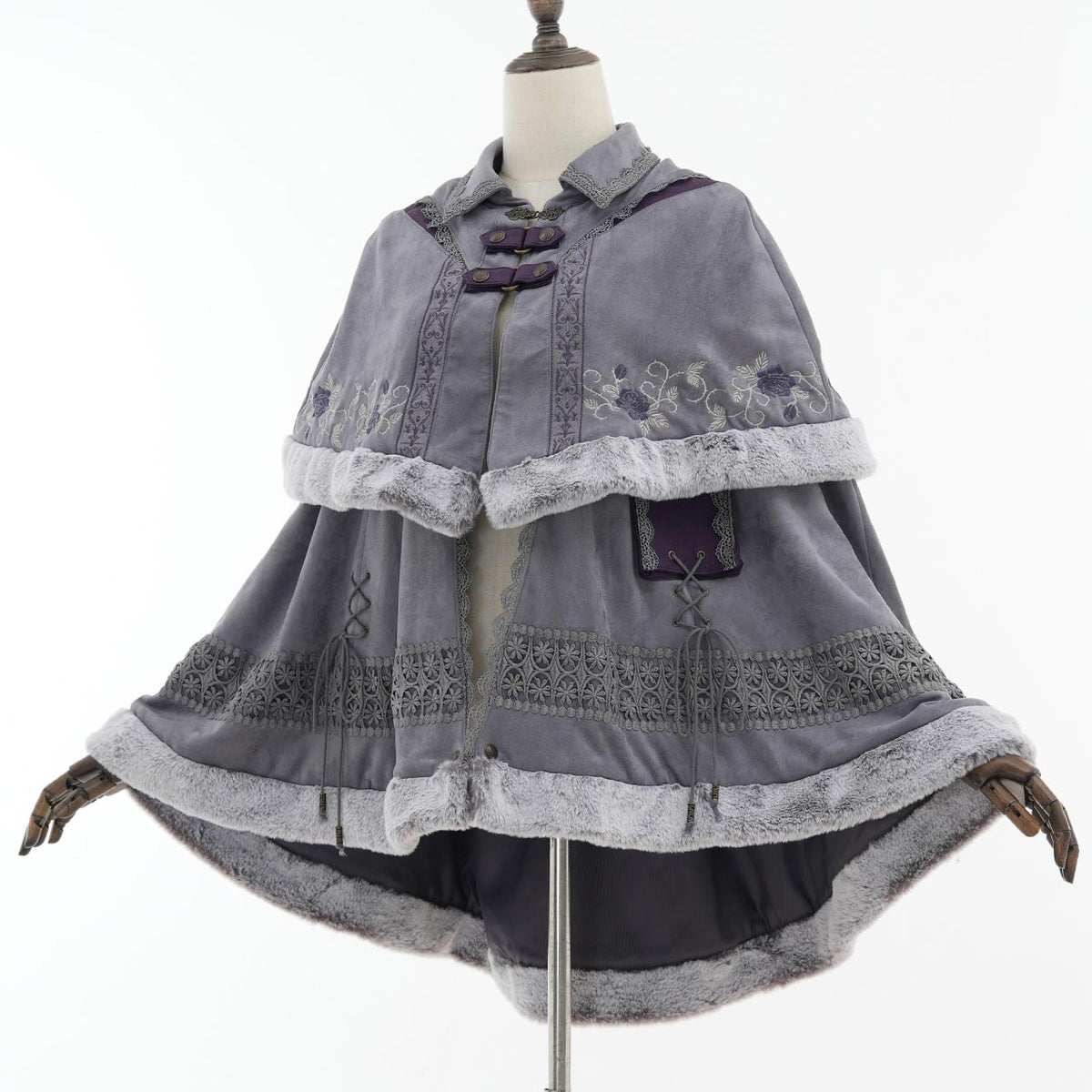 Villainess Elegance 2-Way Cape