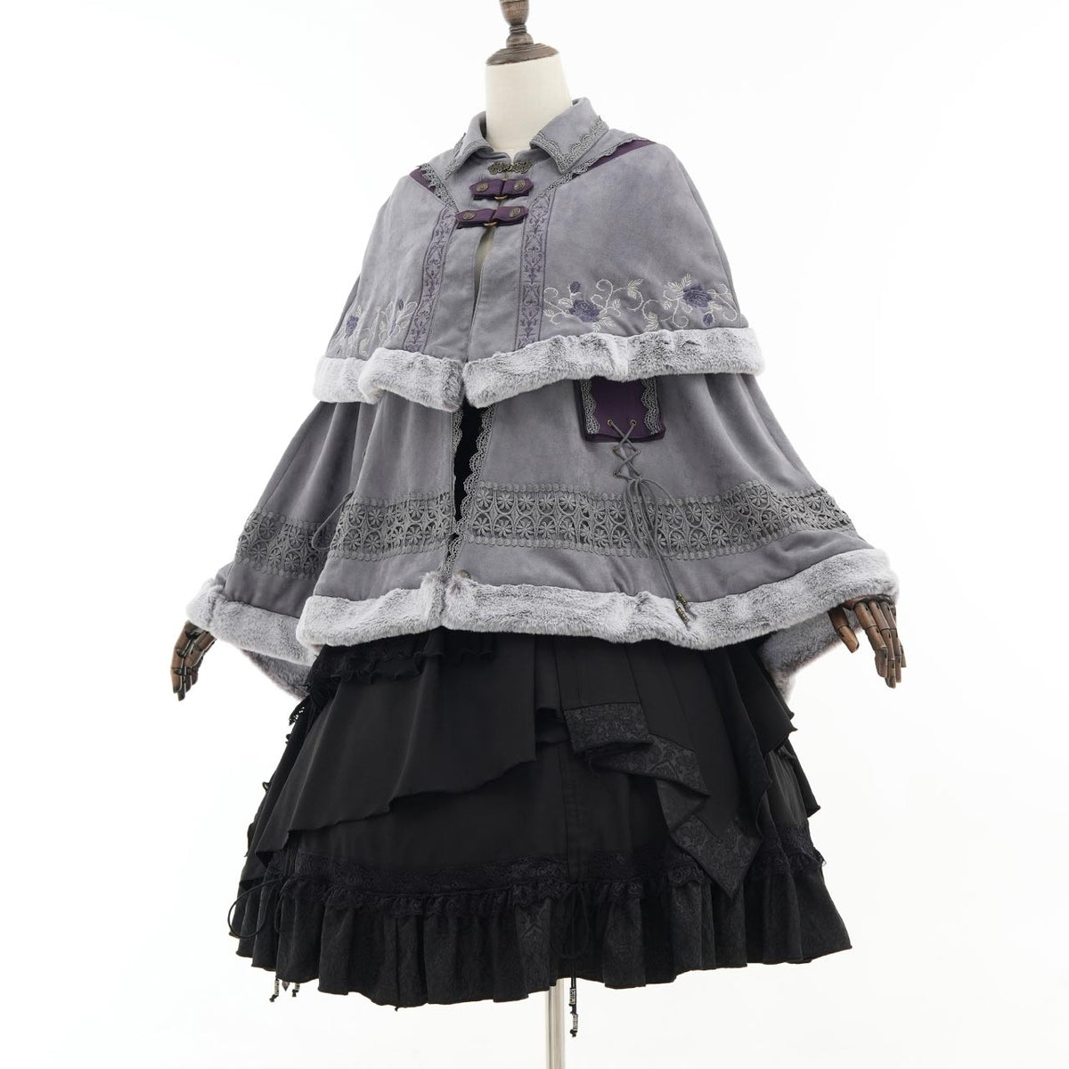 Villainess Elegance 2-Way Cape