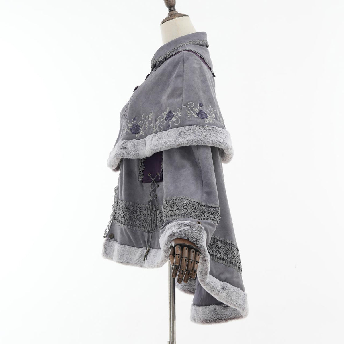 Villainess Elegance 2-Way Cape