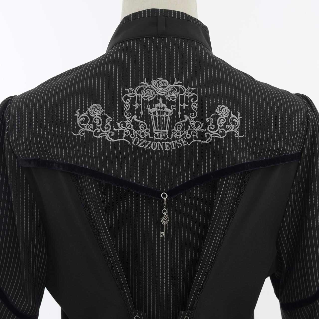 Grand Foyer Hotel Asymmetrical blouse【L】