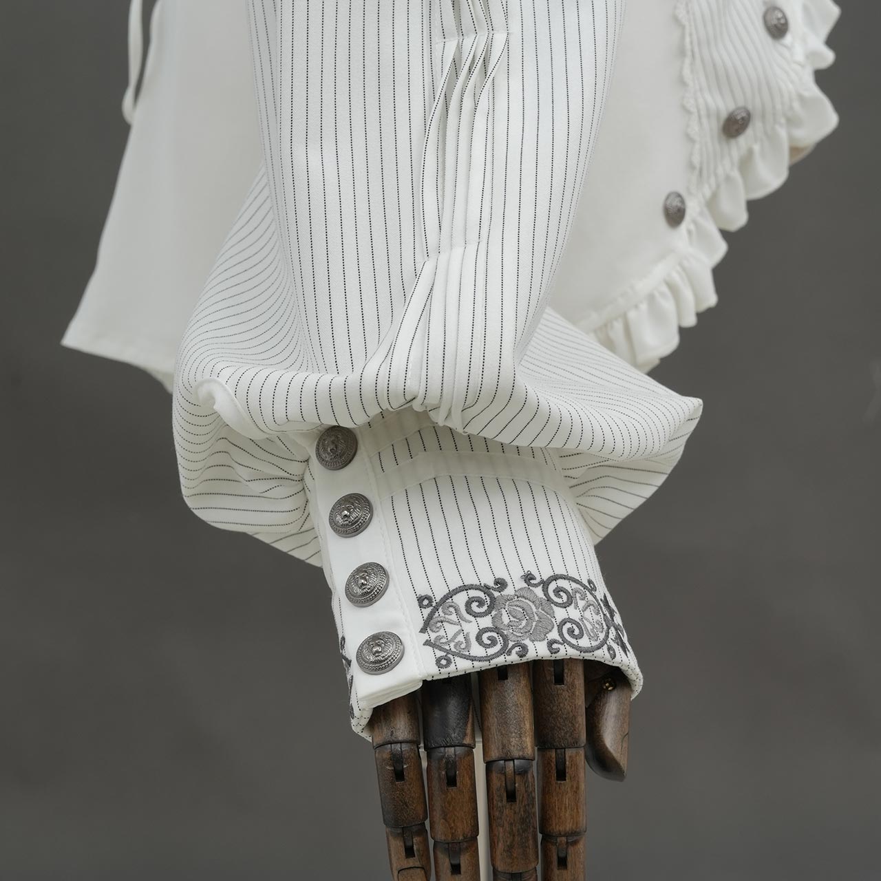 Grand Foyer Hotel Asymmetrical blouse【L】