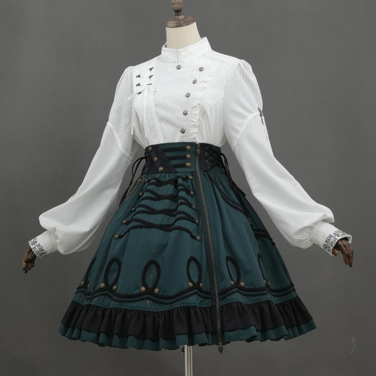 Grand Foyer Hotel Asymmetrical blouse【L】