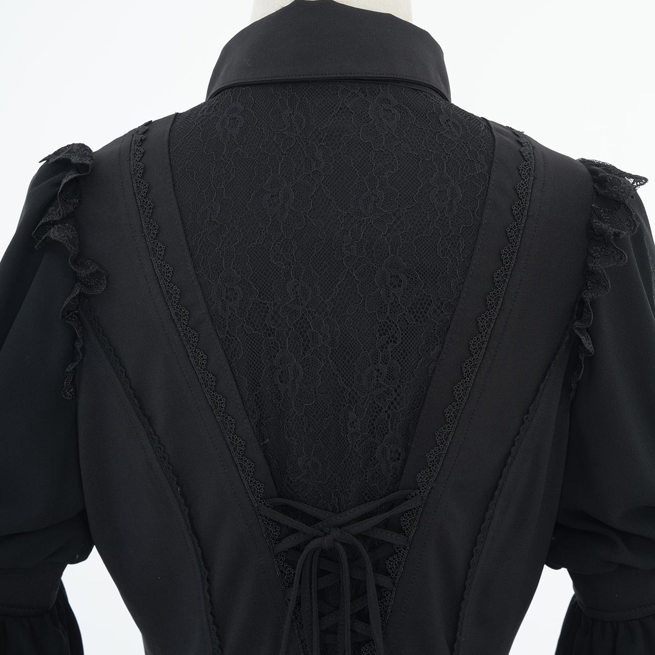 Grand Foyer Hotel Bat-wing collar top