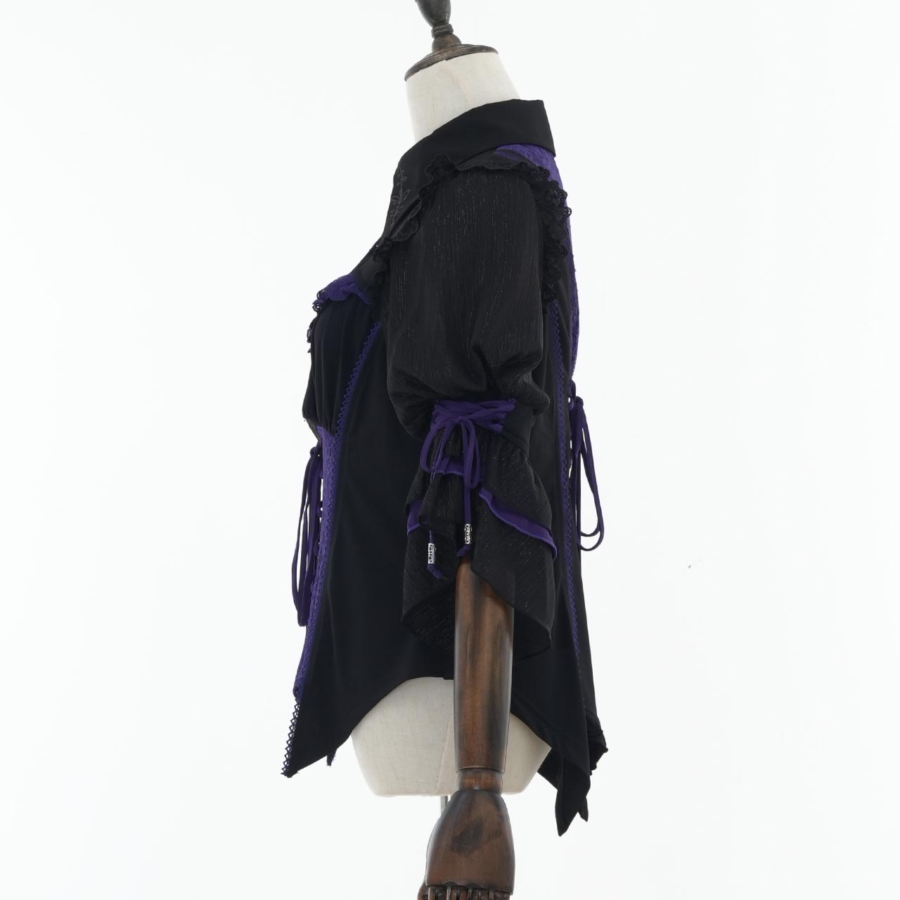 Grand Foyer Hotel Bat-wing collar top