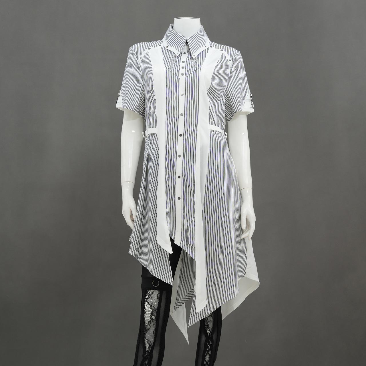 Ashes of the Elysium Short-Sleeve Long Blouse