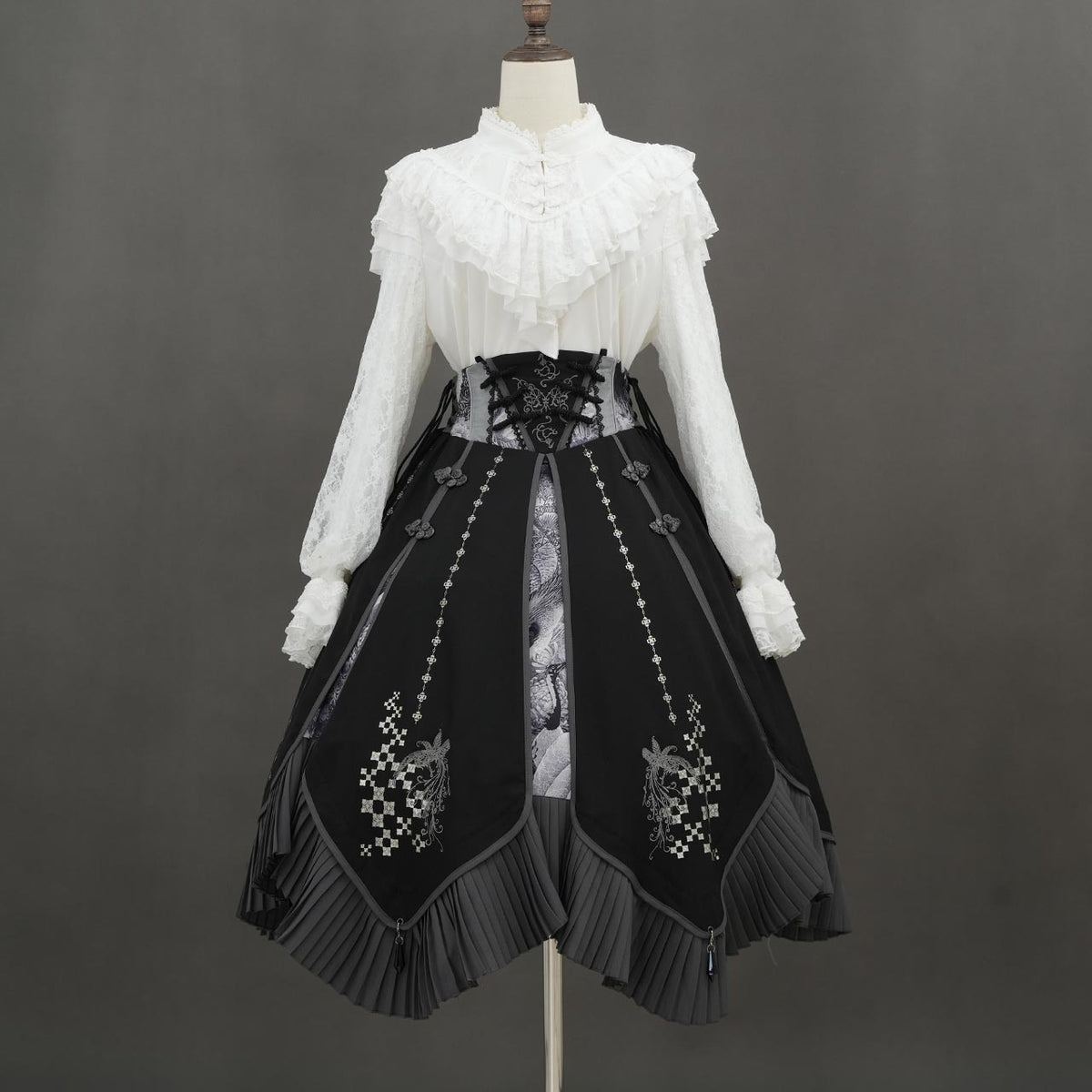 Temari-uta Cut-and-Sew Top 【L】