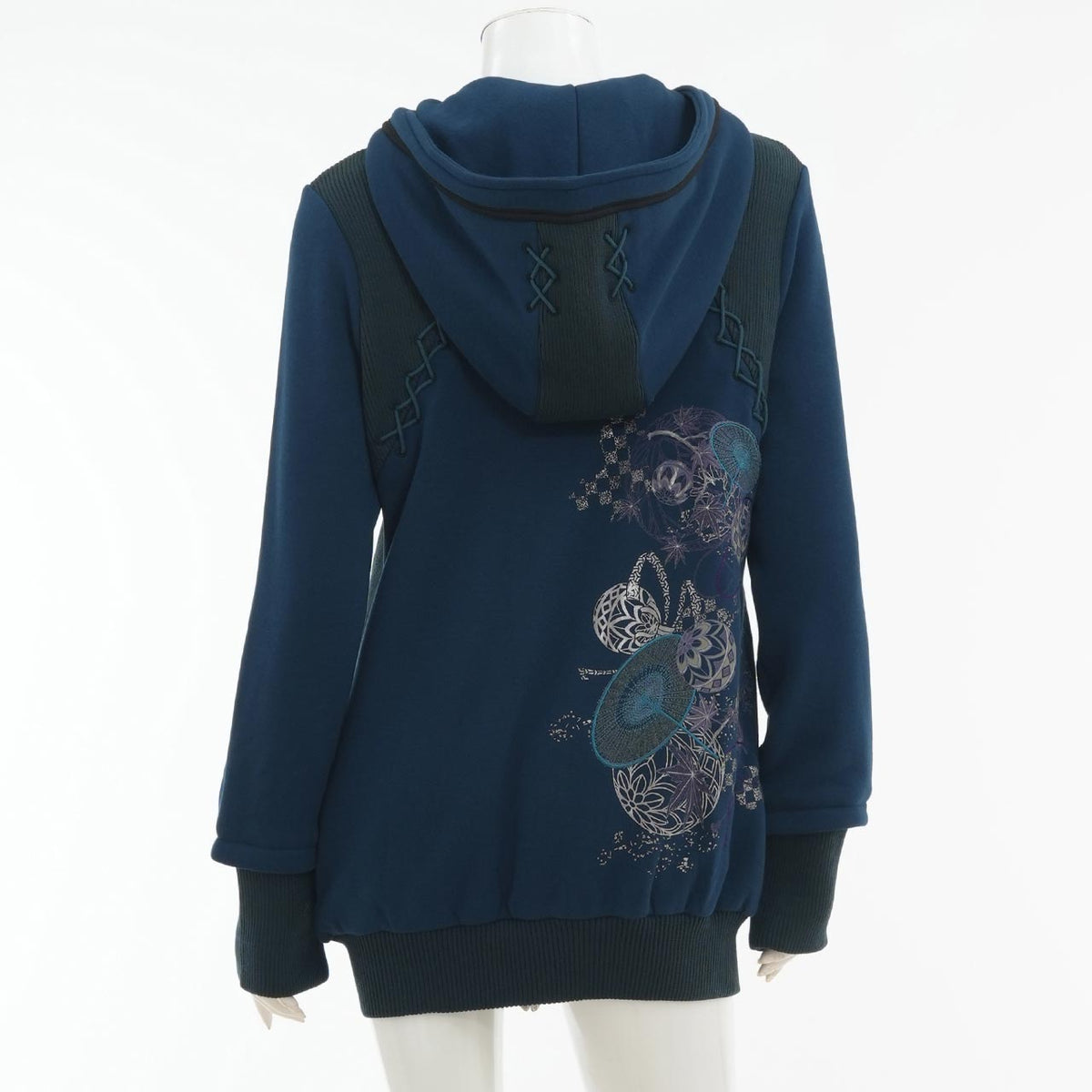 Temari-uta Fleece-Lined Blouson