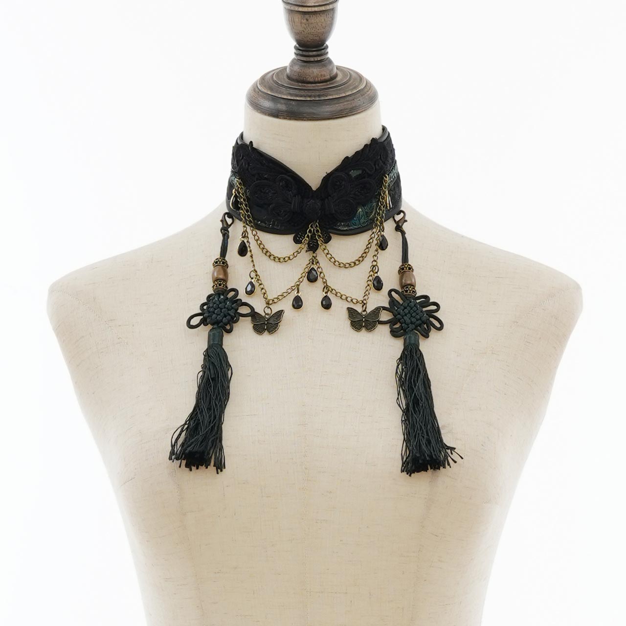 胡蝶蘭 Phalaenopsis orchid choker
