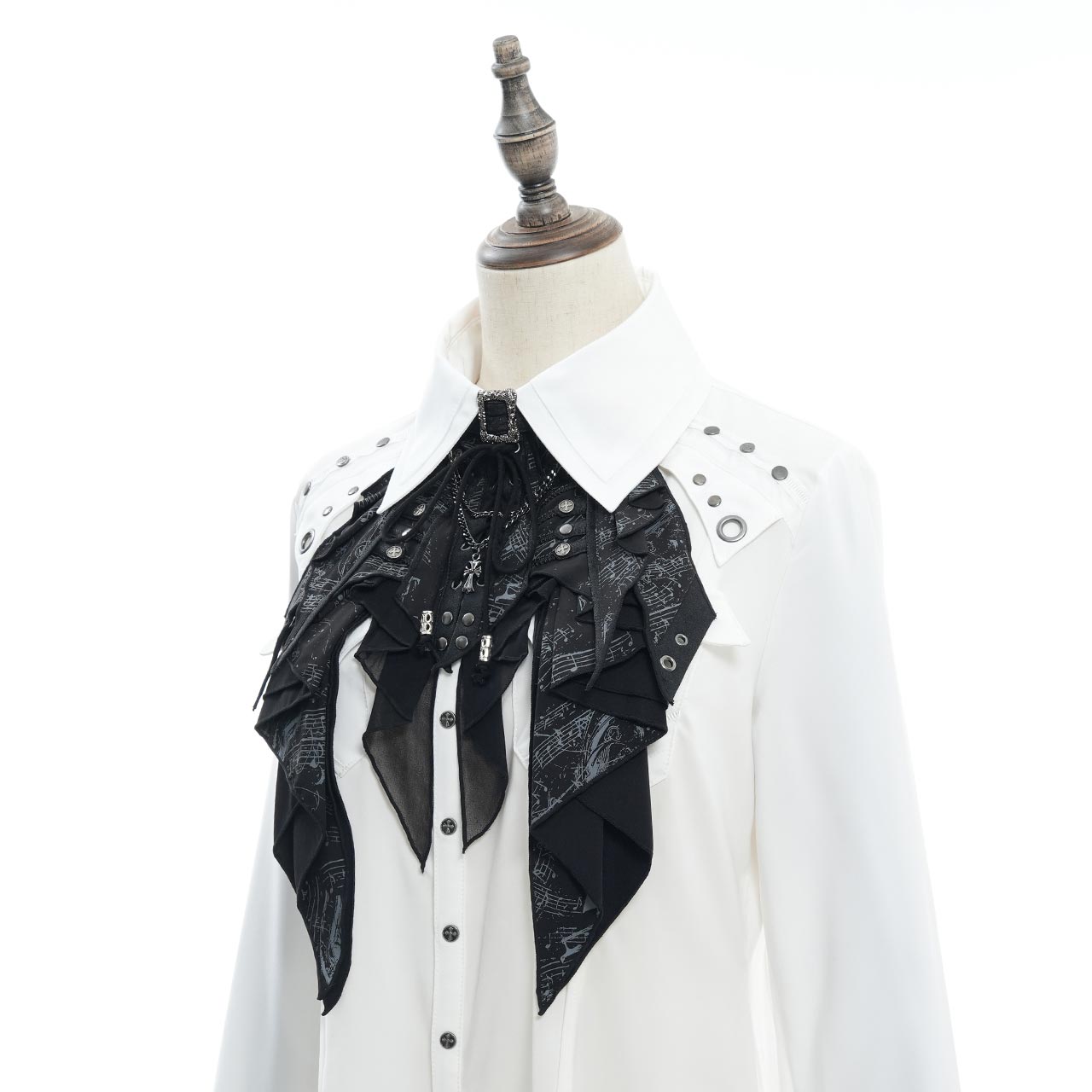 Phantom echoes lead Jabot