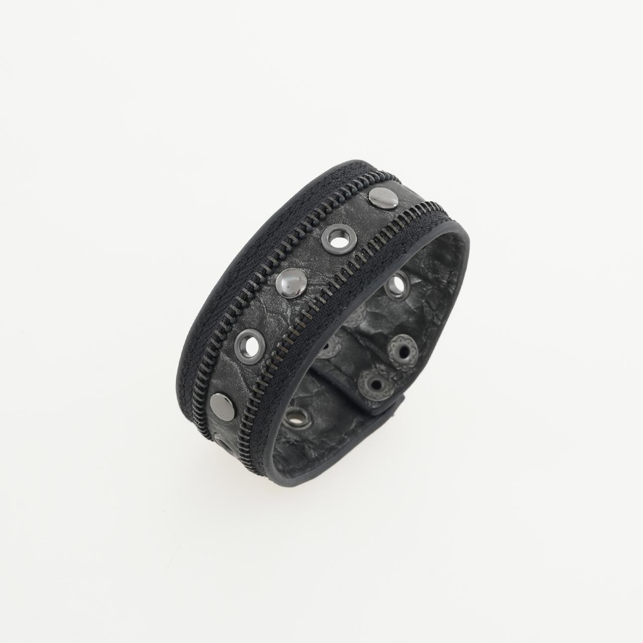Decayed Relic Trio Bracelet