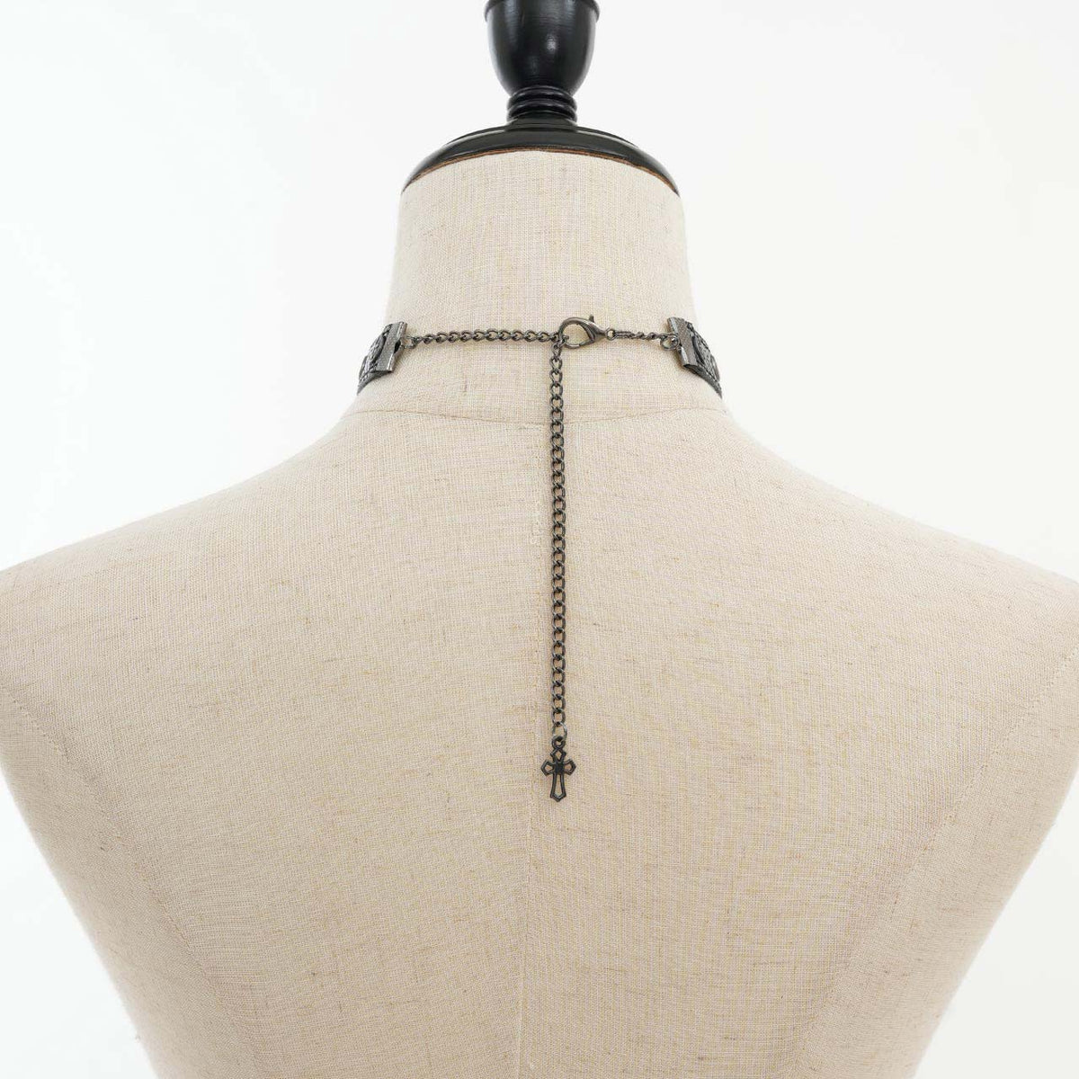 Fallen Vespers Choker
