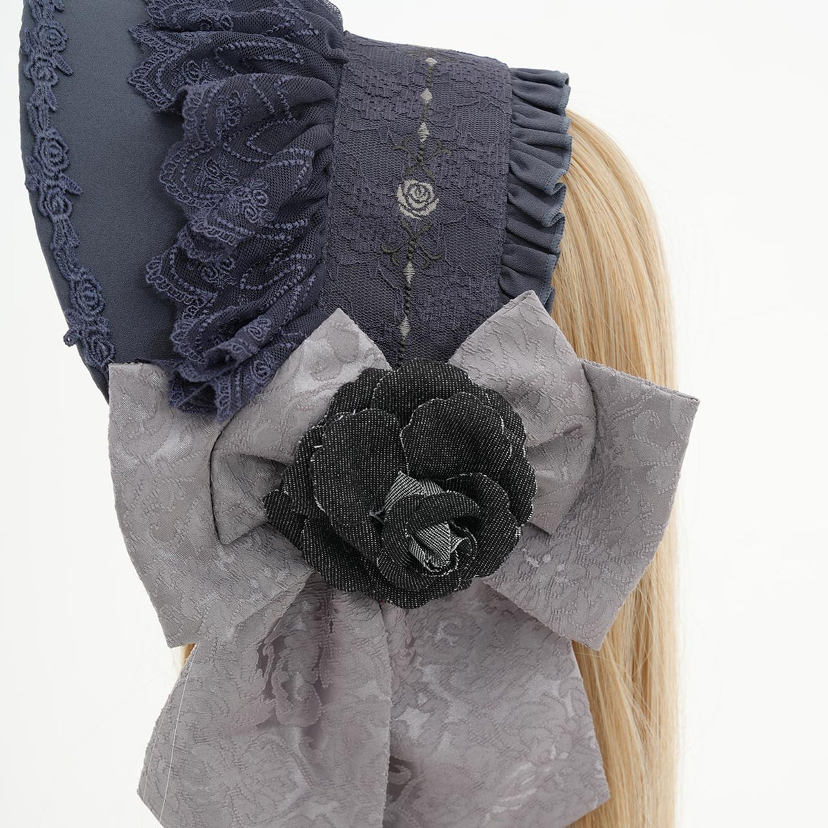 Villainess Elegance Bonnet