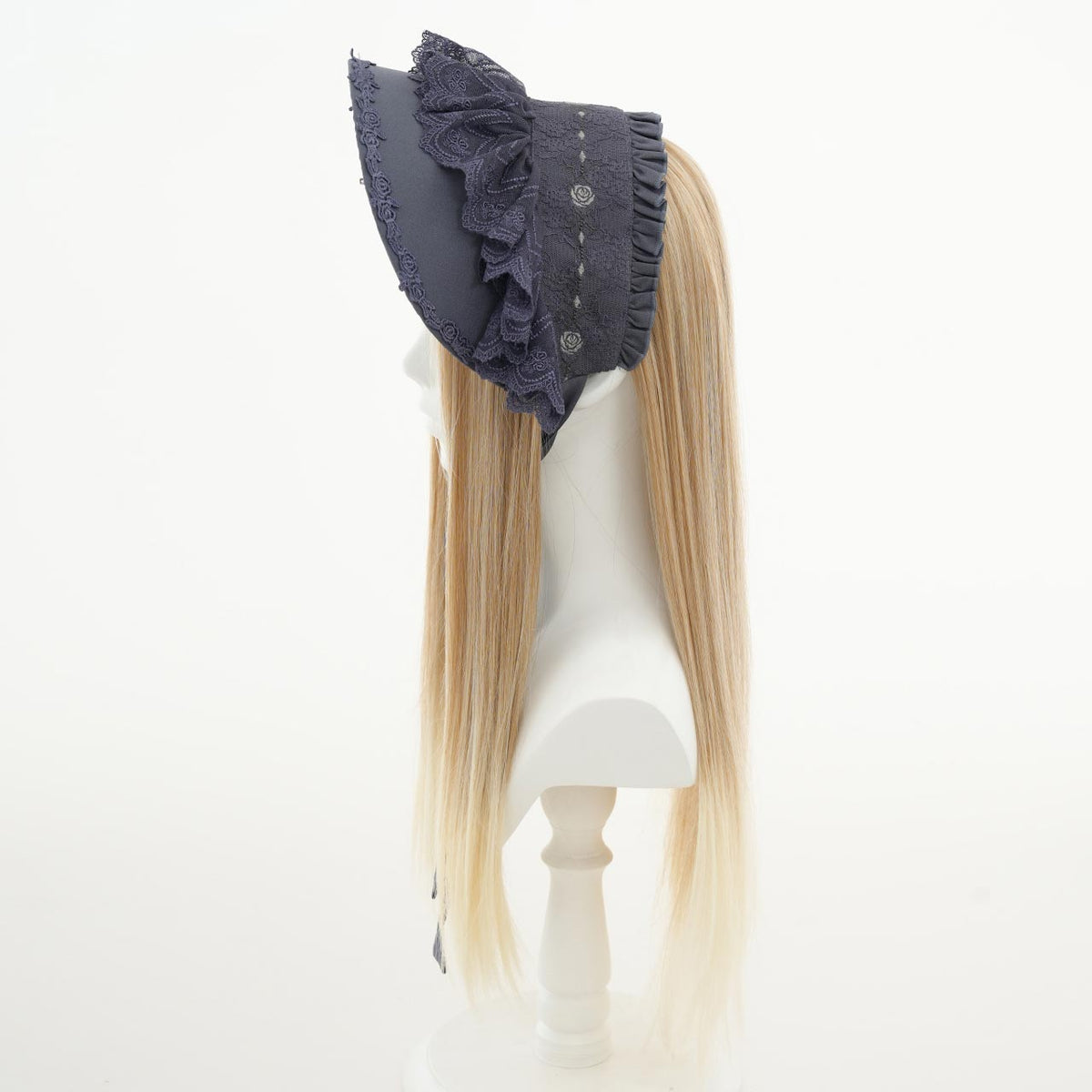 Villainess Elegance Bonnet