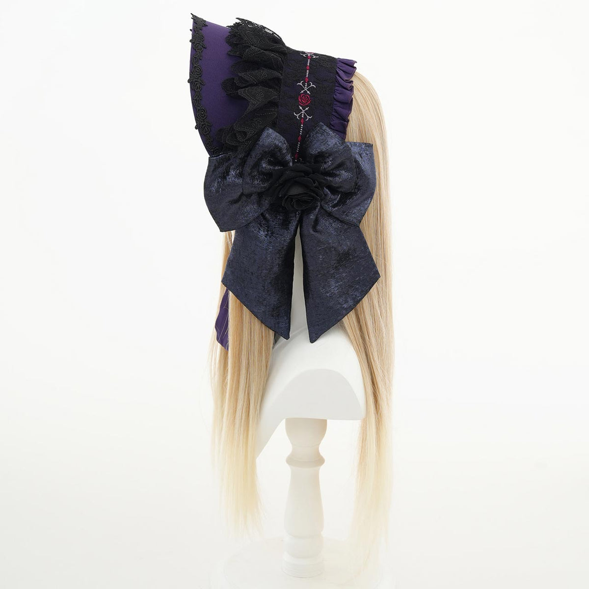 Villainess Elegance Bonnet