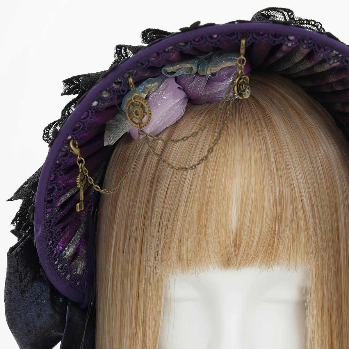 Villainess Elegance Bonnet