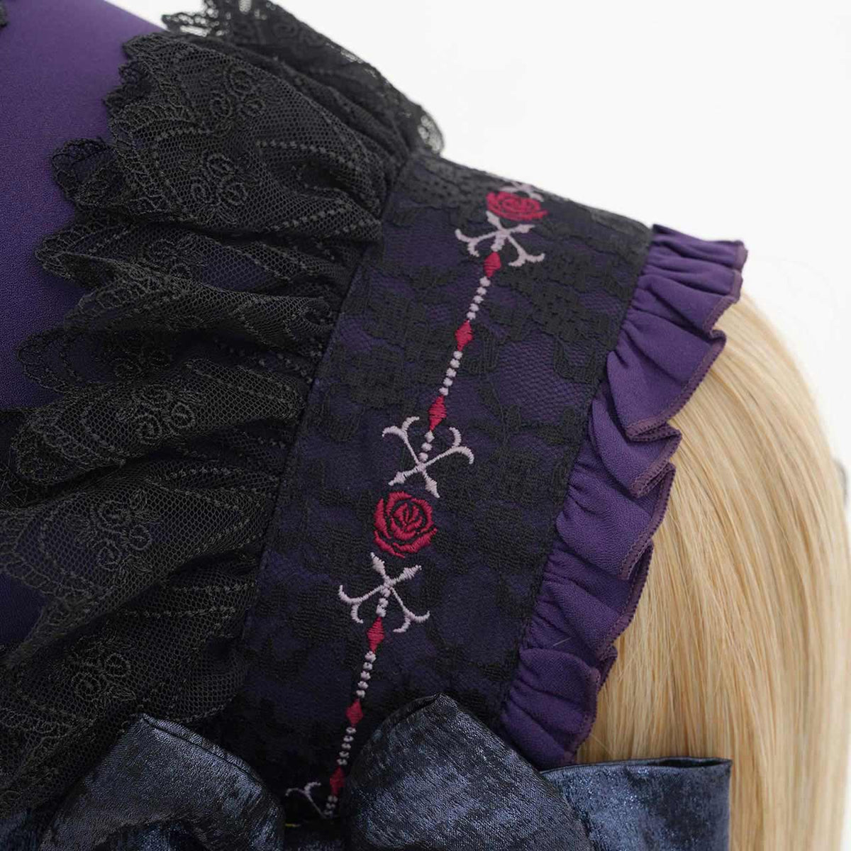 Villainess Elegance Bonnet