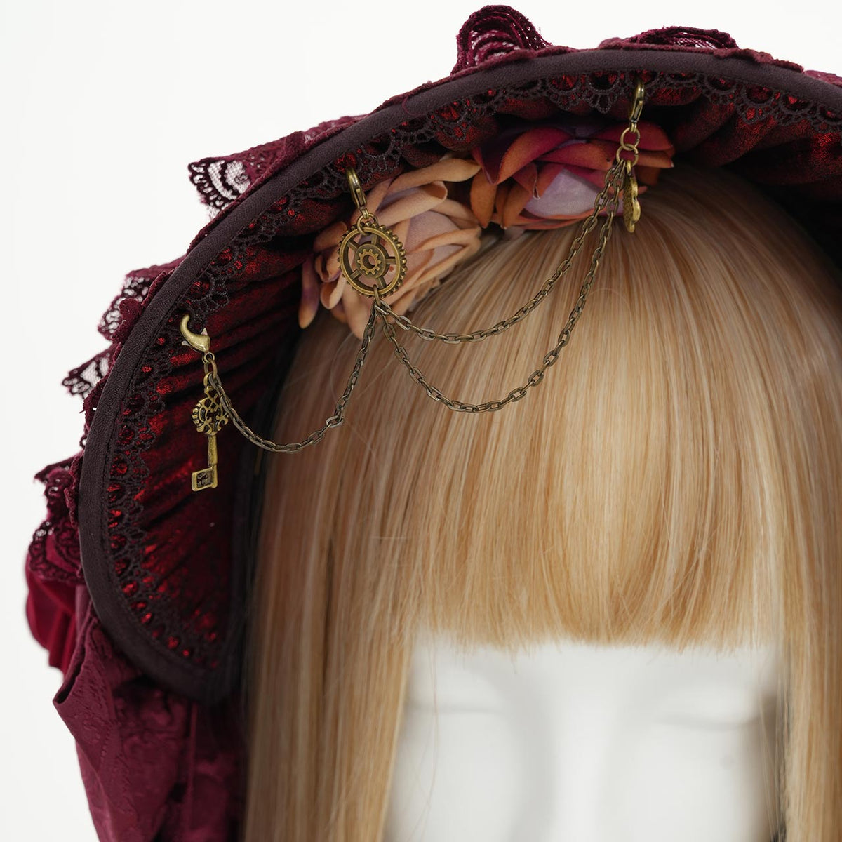 Villainess Elegance Bonnet