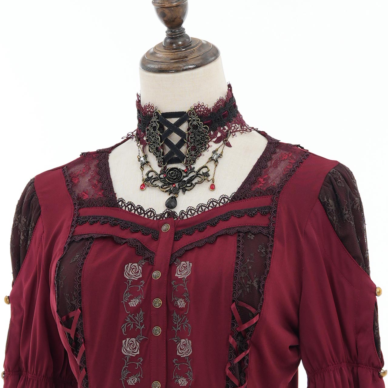 Larme d’Alice Lace choker