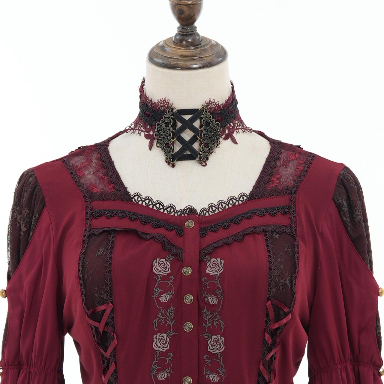 Larme d’Alice Lace choker