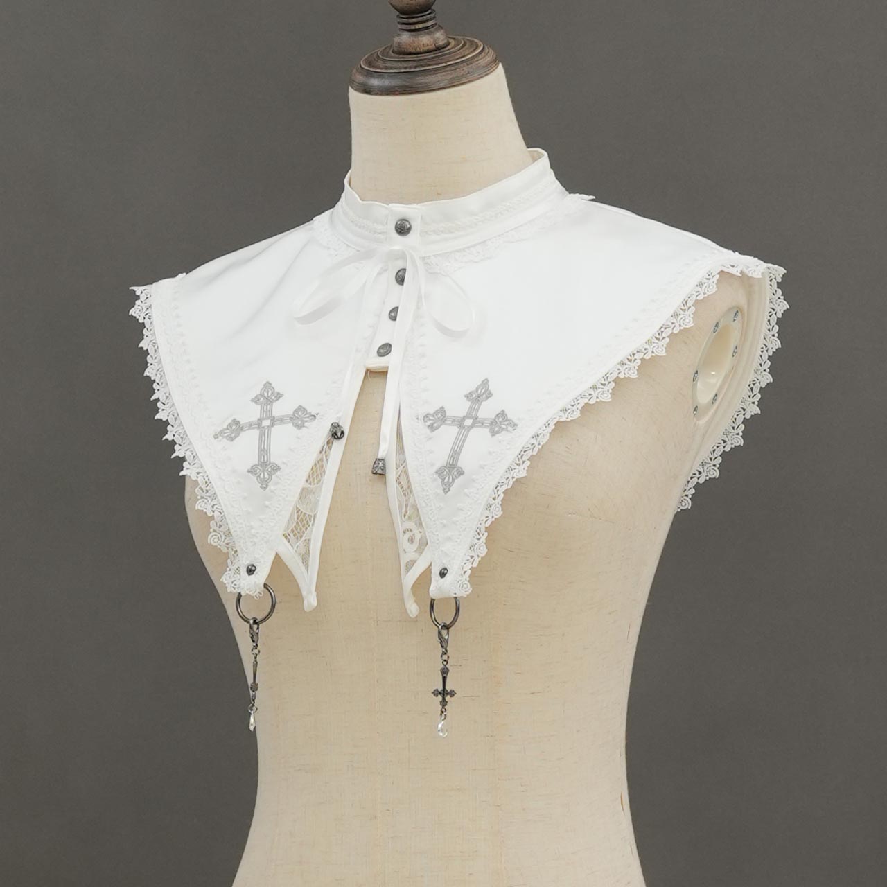 Whimsical Rosy Cats Rose Cross Detachable Collar